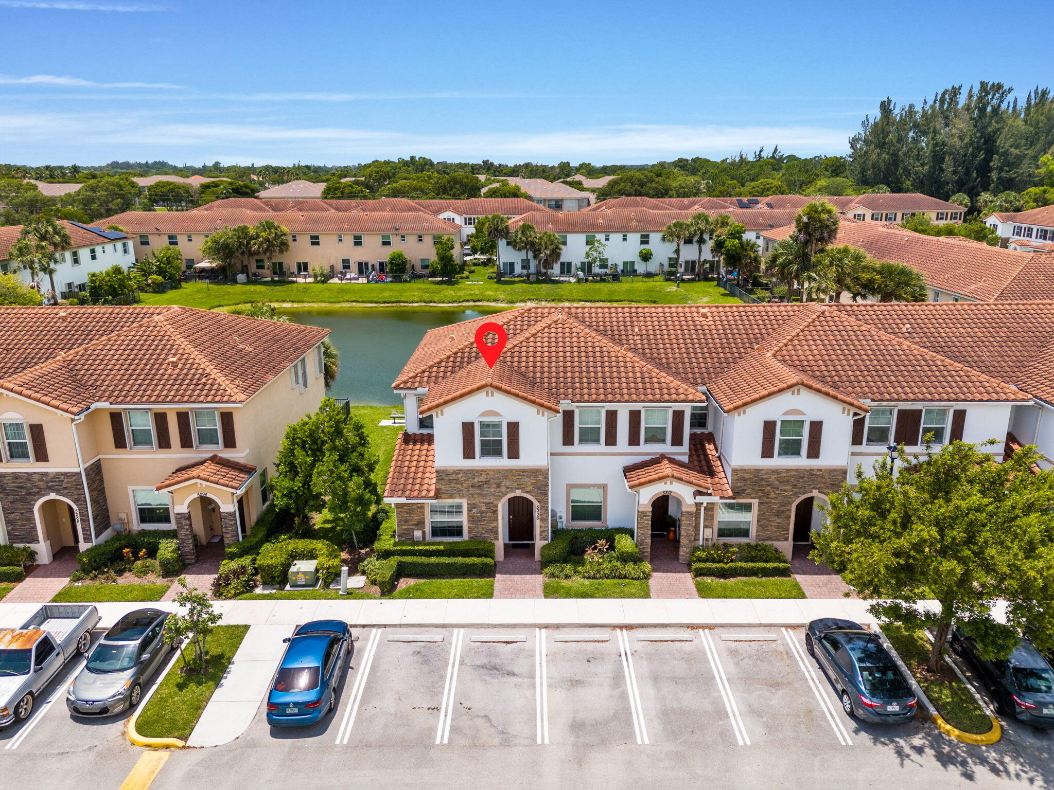 CHARLESTON COMMONS 2 - Residential