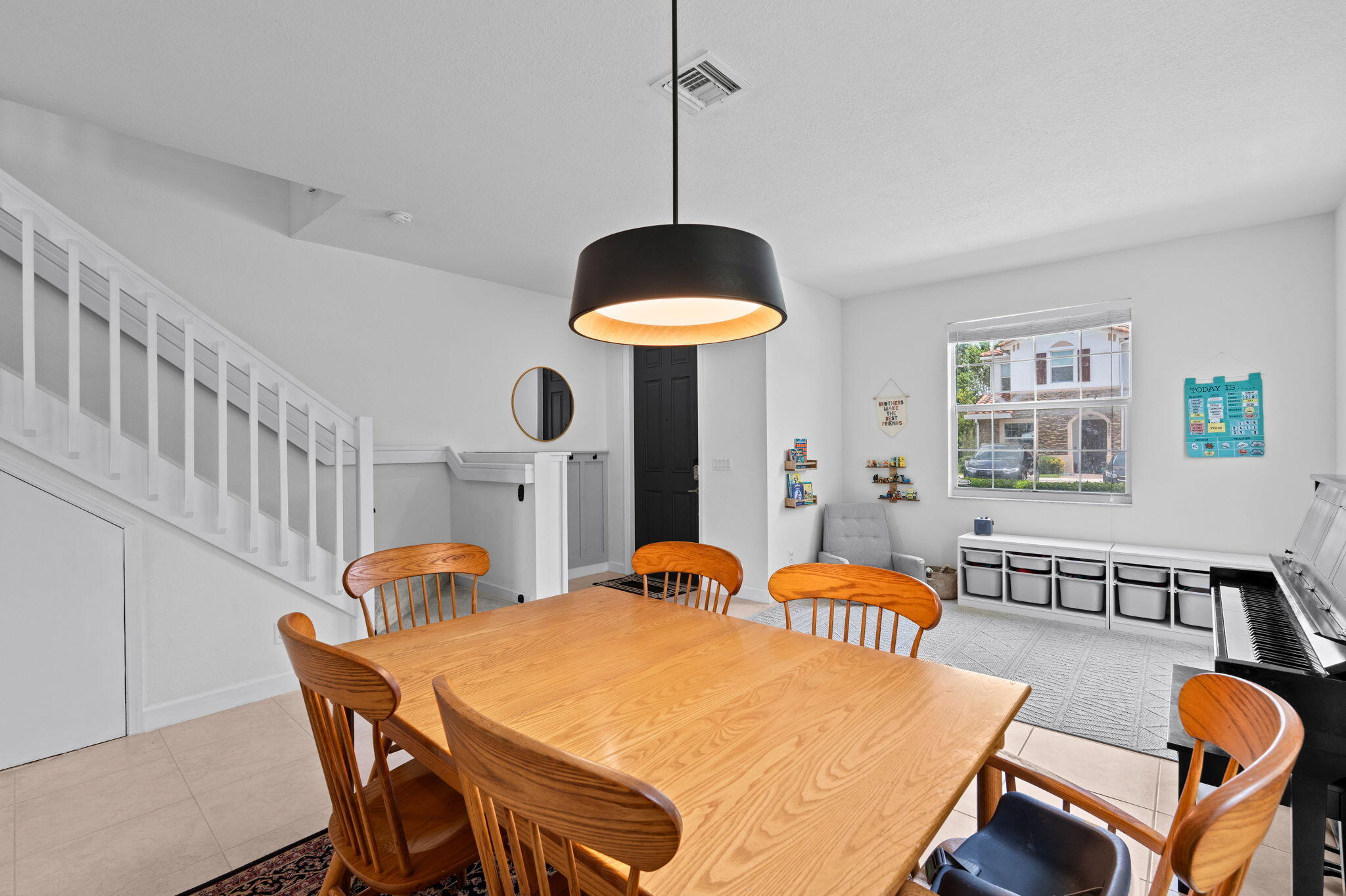 CHARLESTON COMMONS 2 - Residential