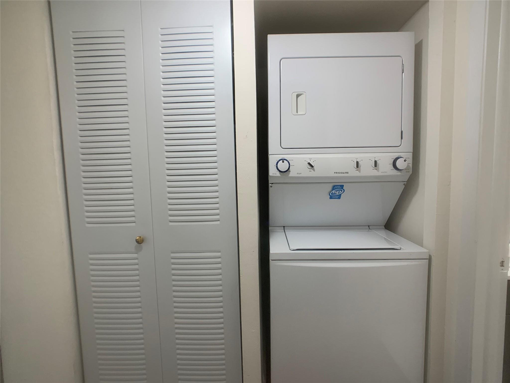 Aventura Harbor - Residential Lease