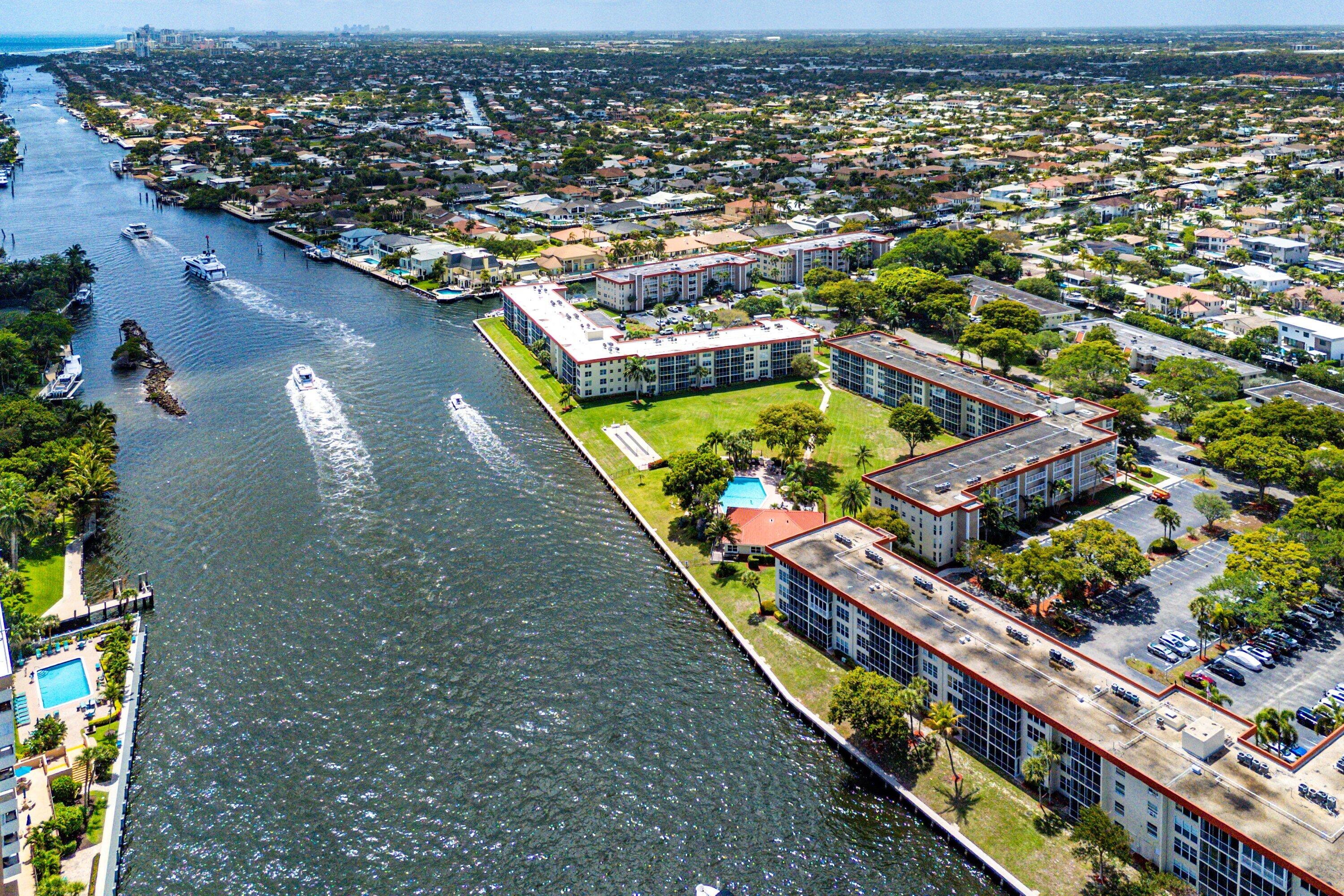 PALM-AIRE AT CORAL KEY - Residential