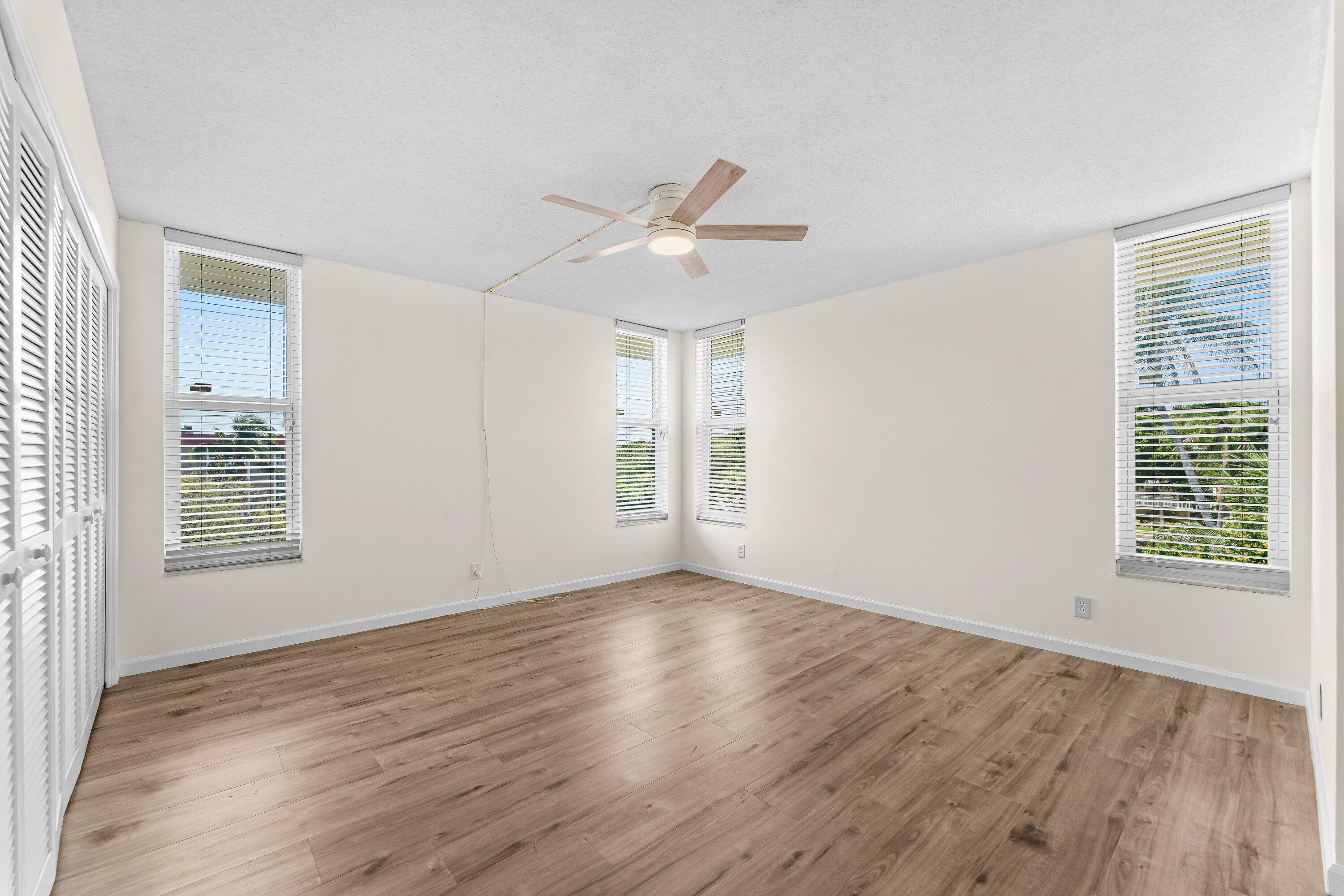 PALM-AIRE AT CORAL KEY - Residential