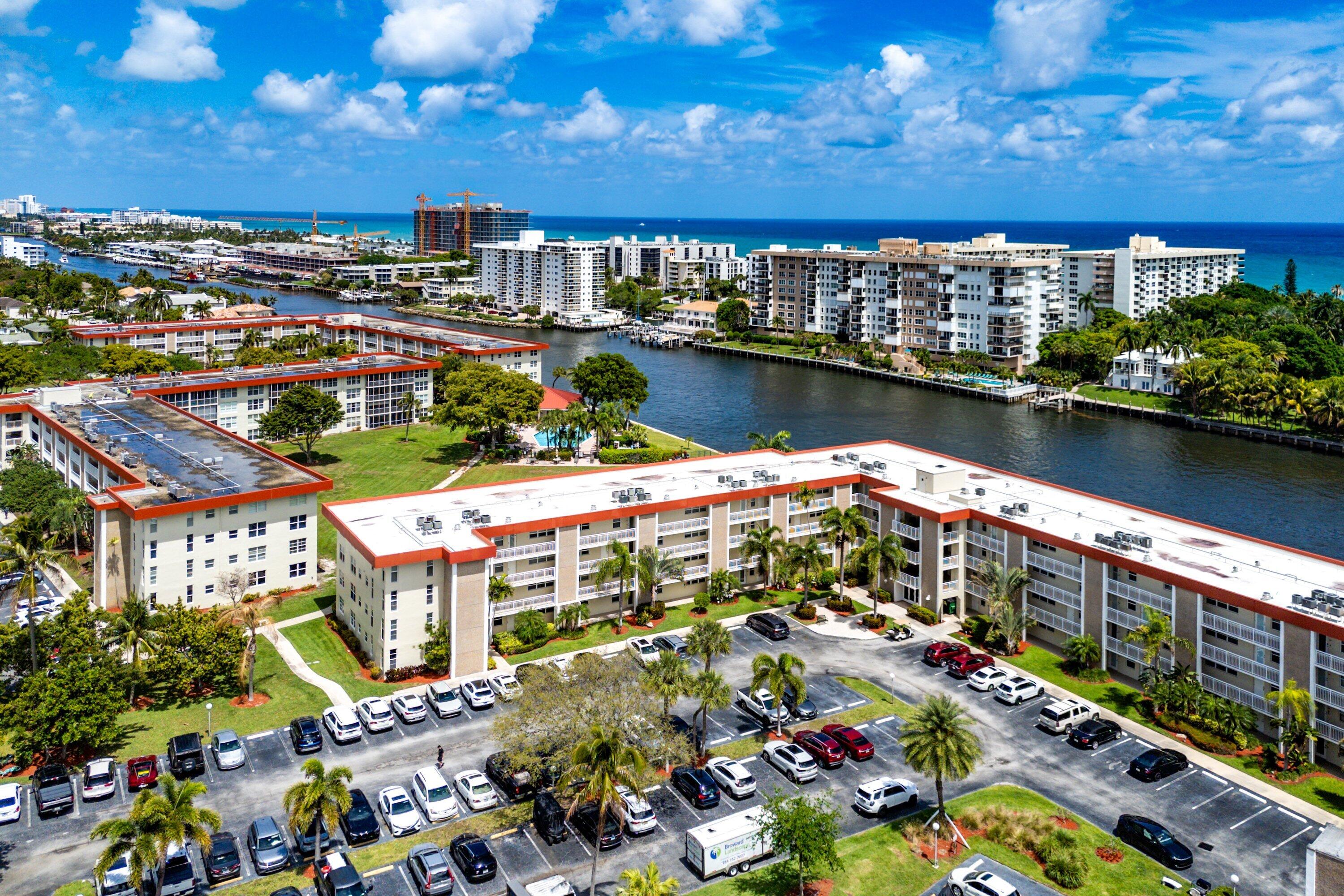 PALM-AIRE AT CORAL KEY - Residential