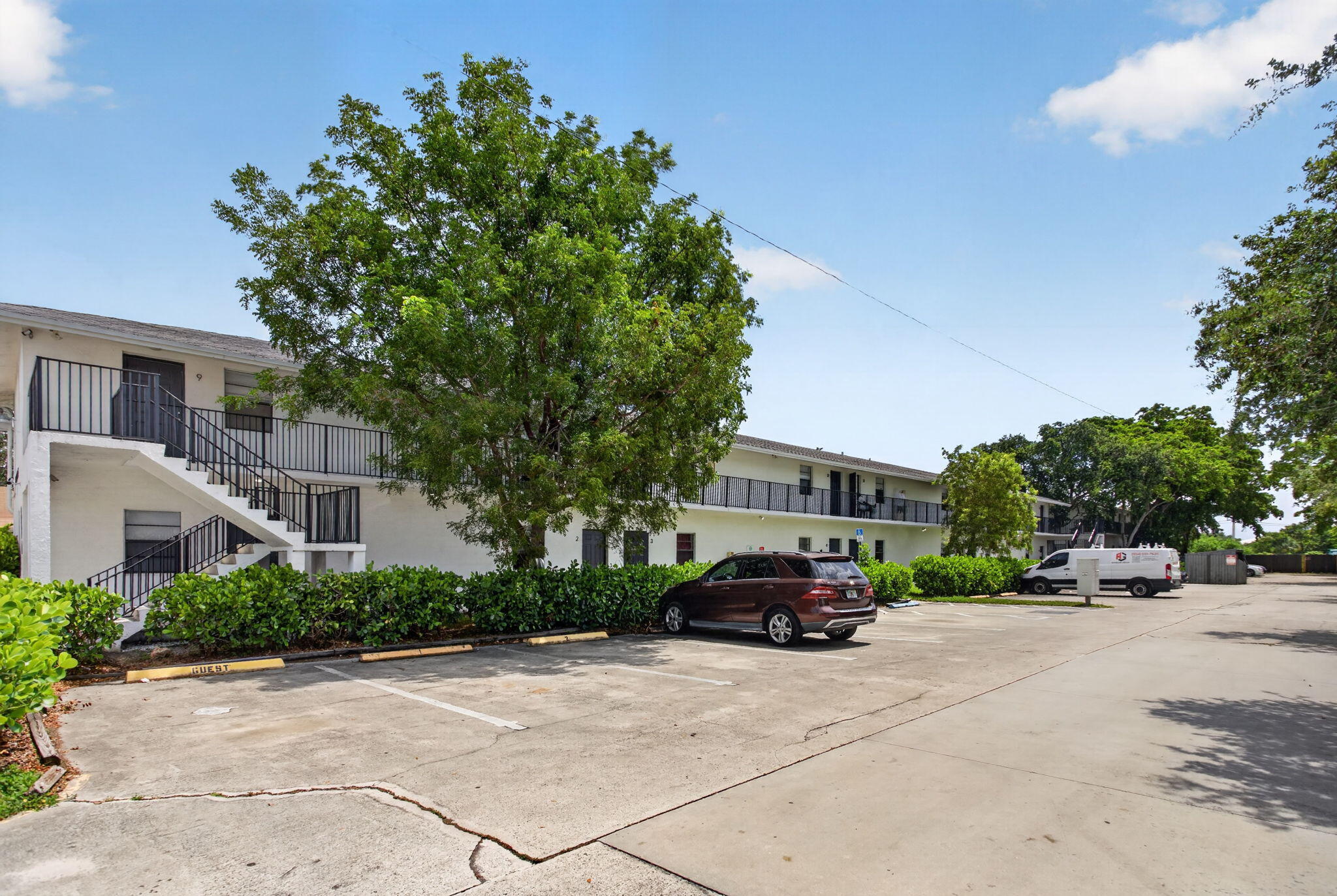POMPANO TERRACE - Residential Lease