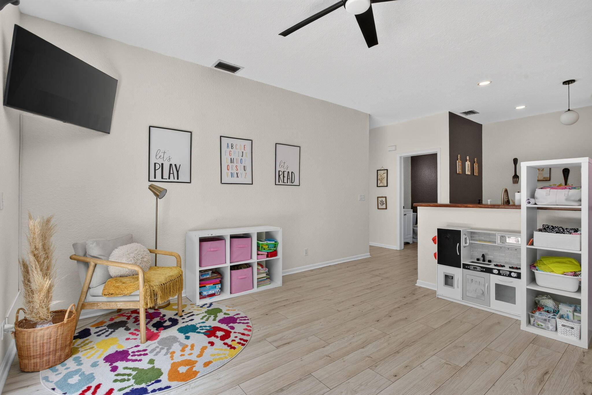 Regency Lakes - Residential