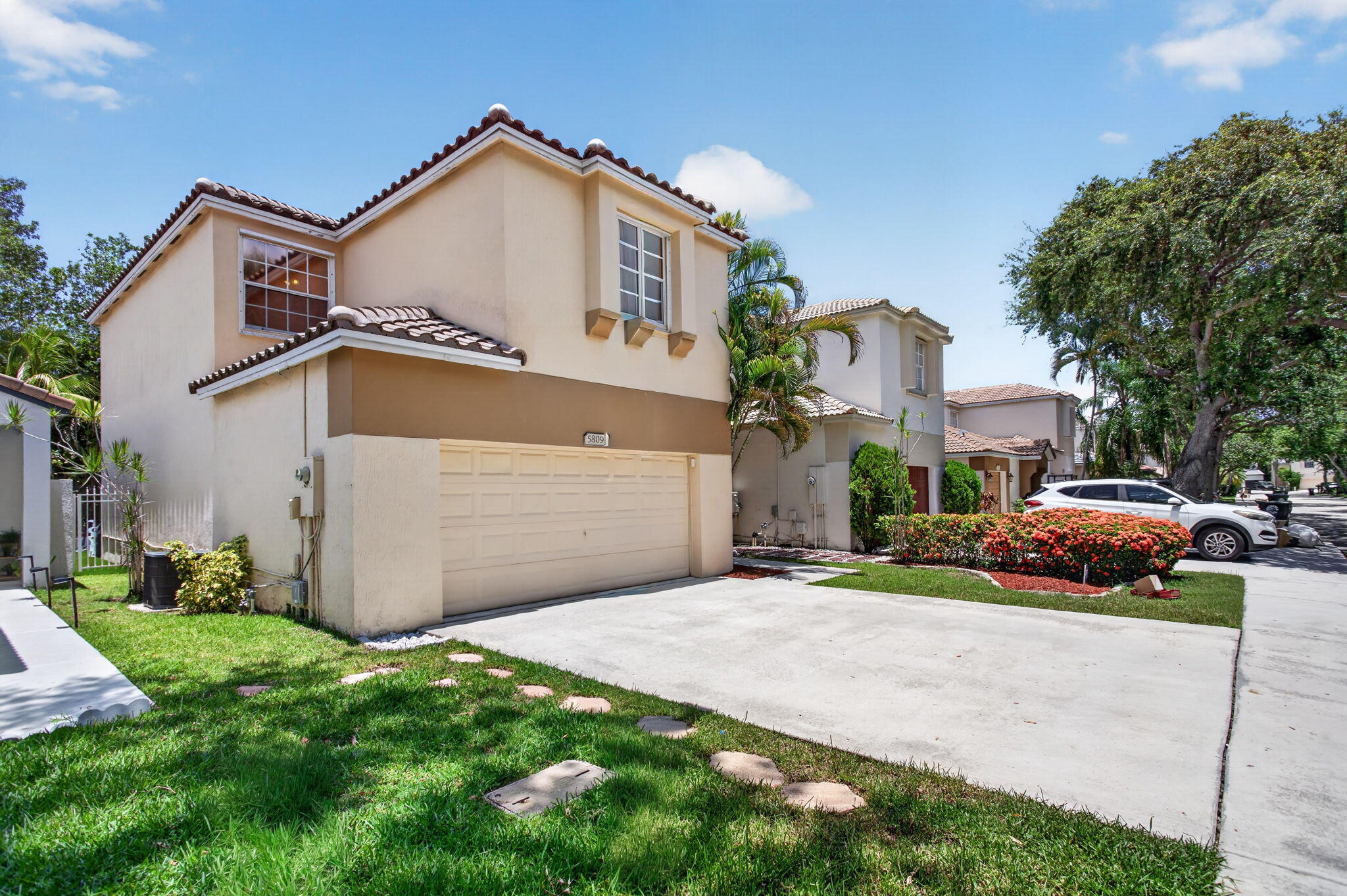 Regency Lakes - Residential