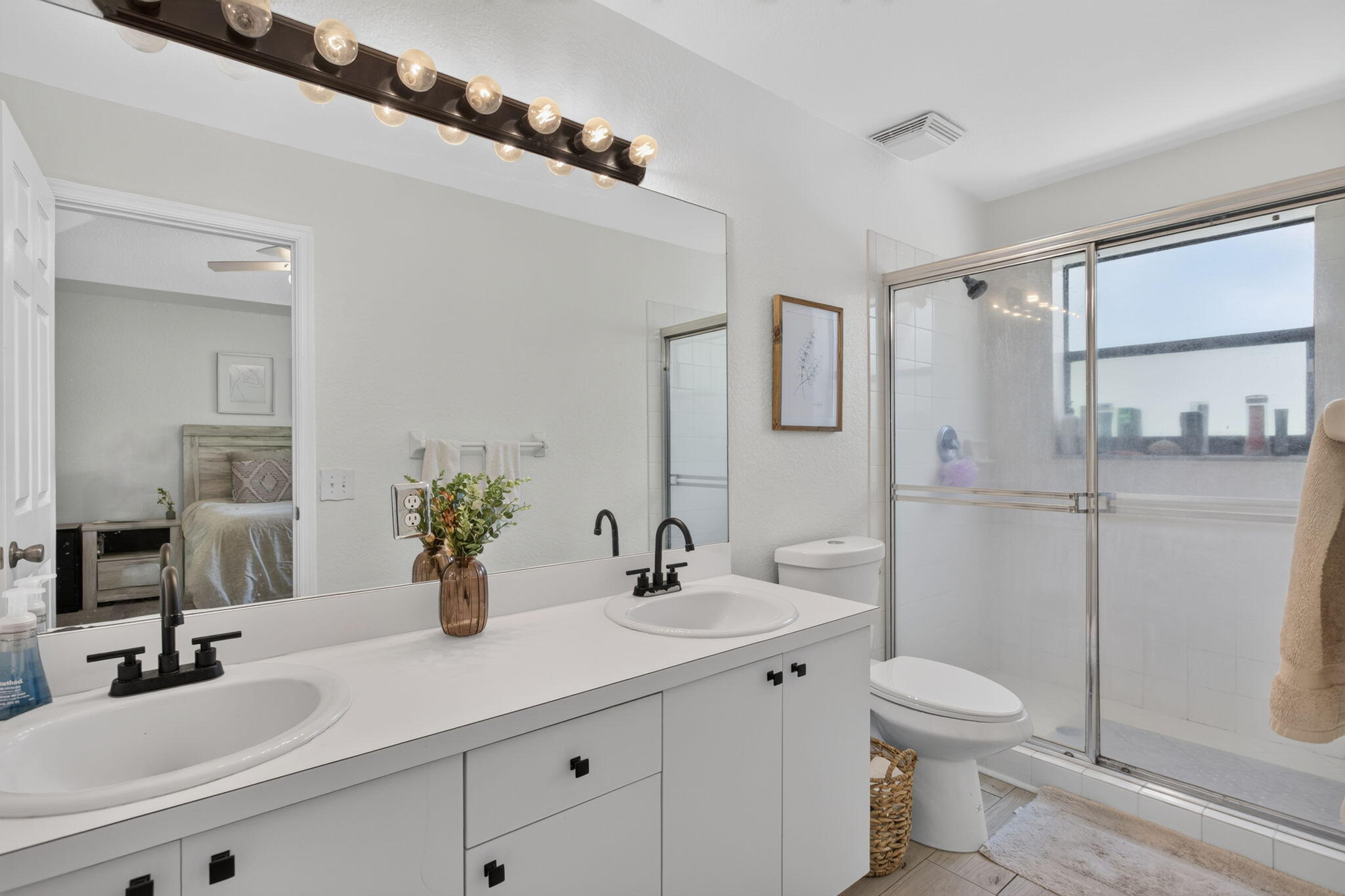 Regency Lakes - Residential