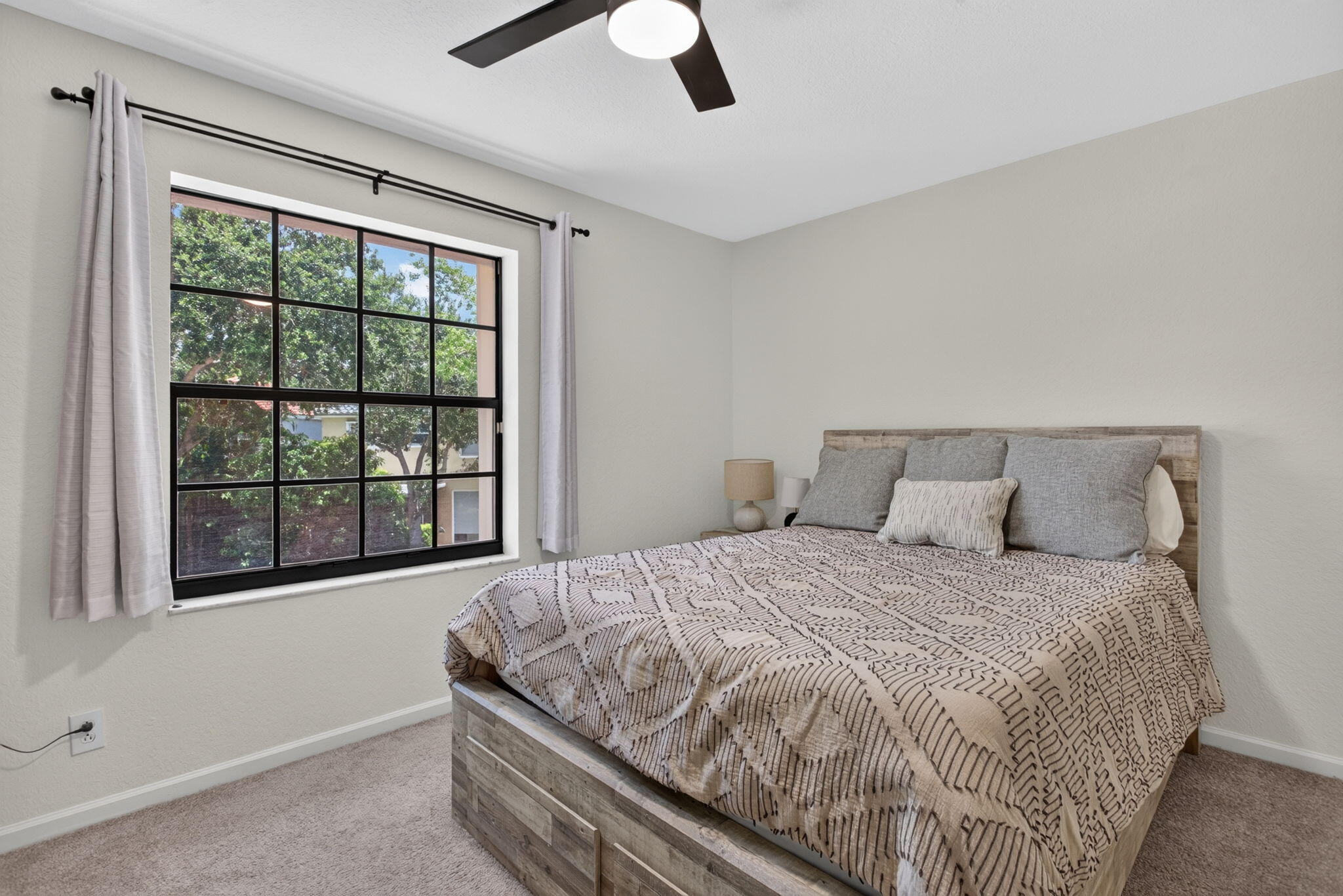 Regency Lakes - Residential