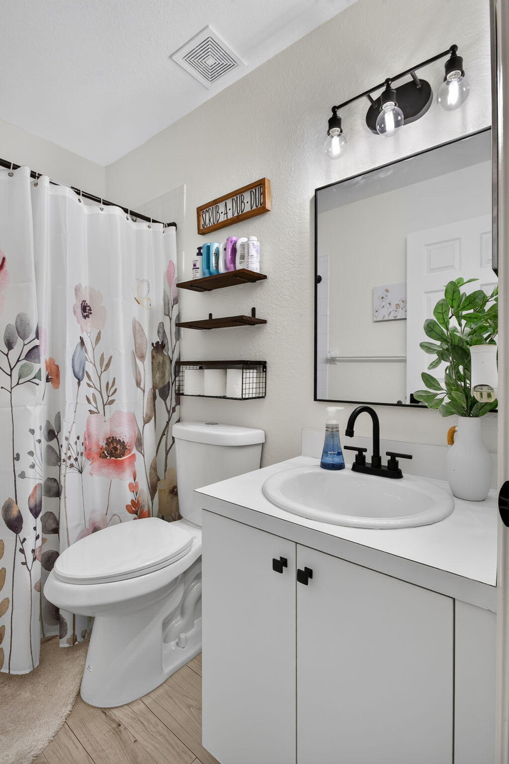 Regency Lakes - Residential
