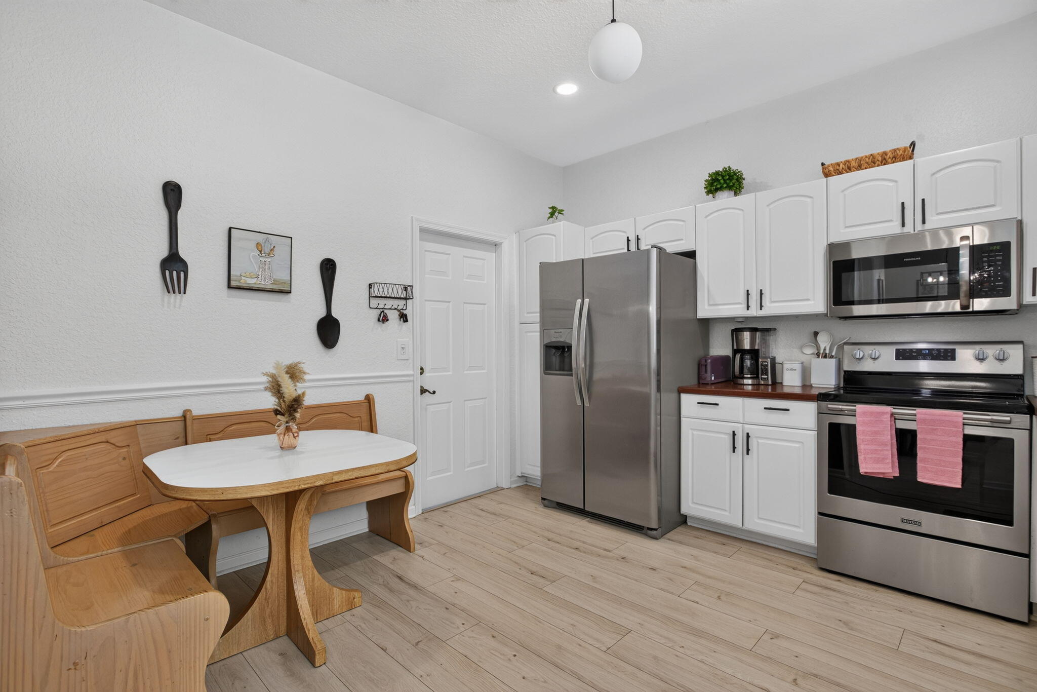 Regency Lakes - Residential
