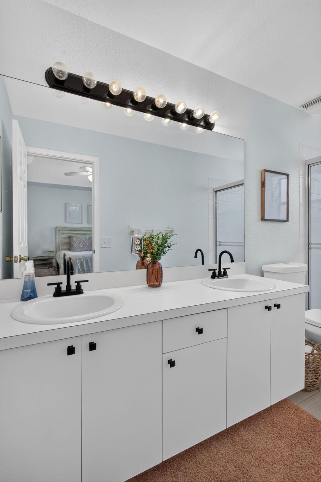 Regency Lakes - Residential