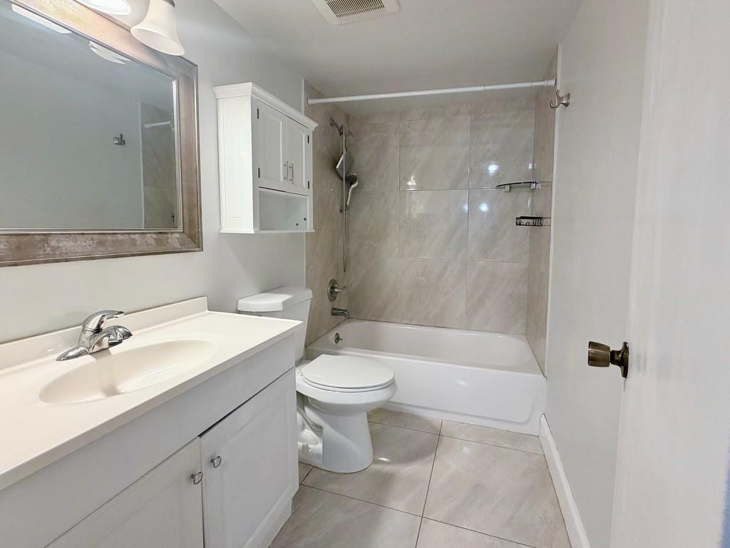 Arrowhead Golf & tennis C - Residential