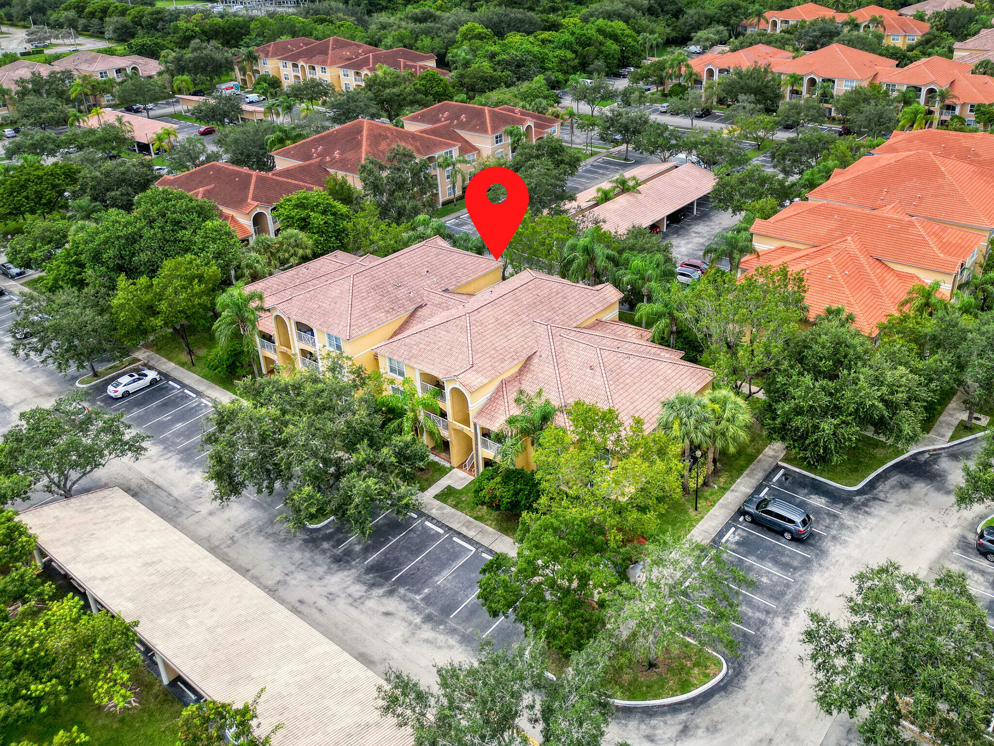 CLUB CARIBE CONDO - Residential