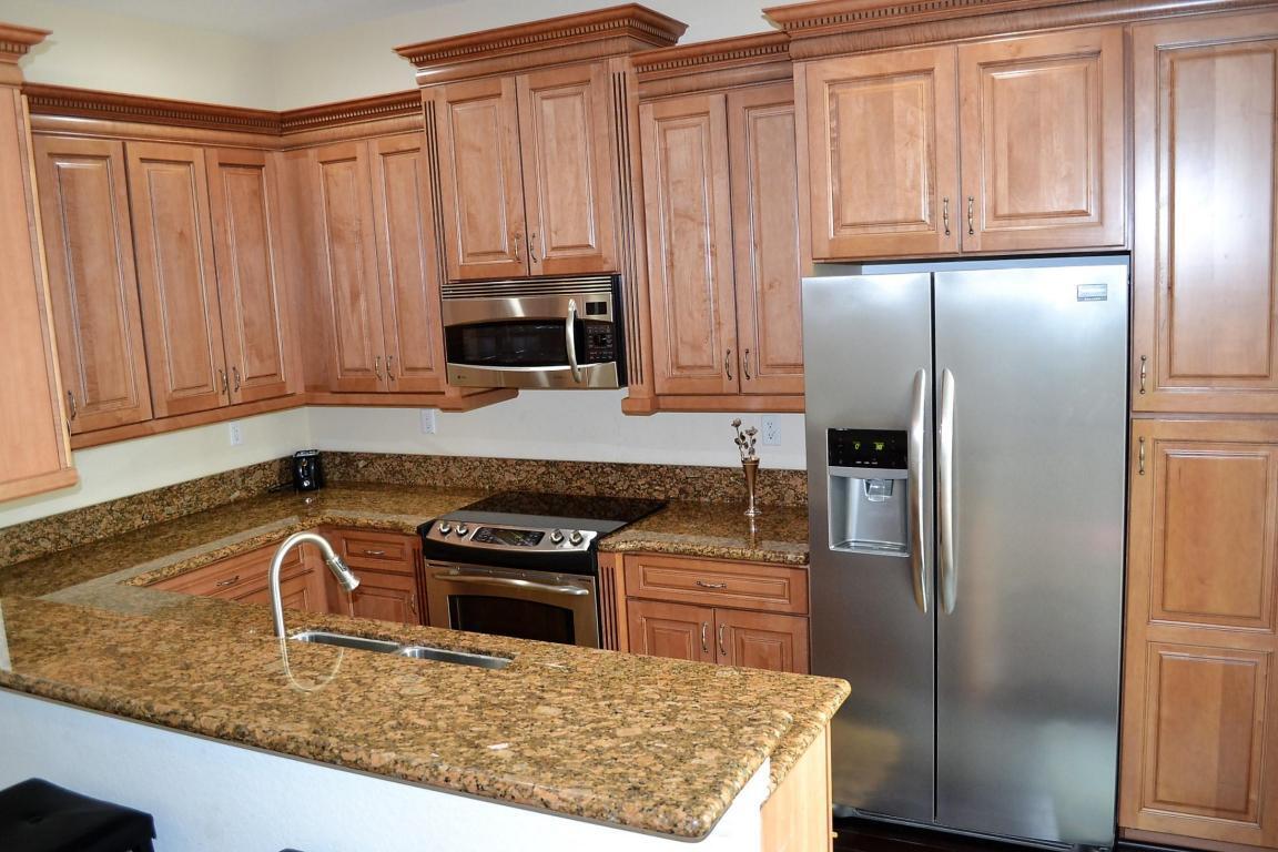 PENINSULA VILLAGE GREENS - Residential Lease