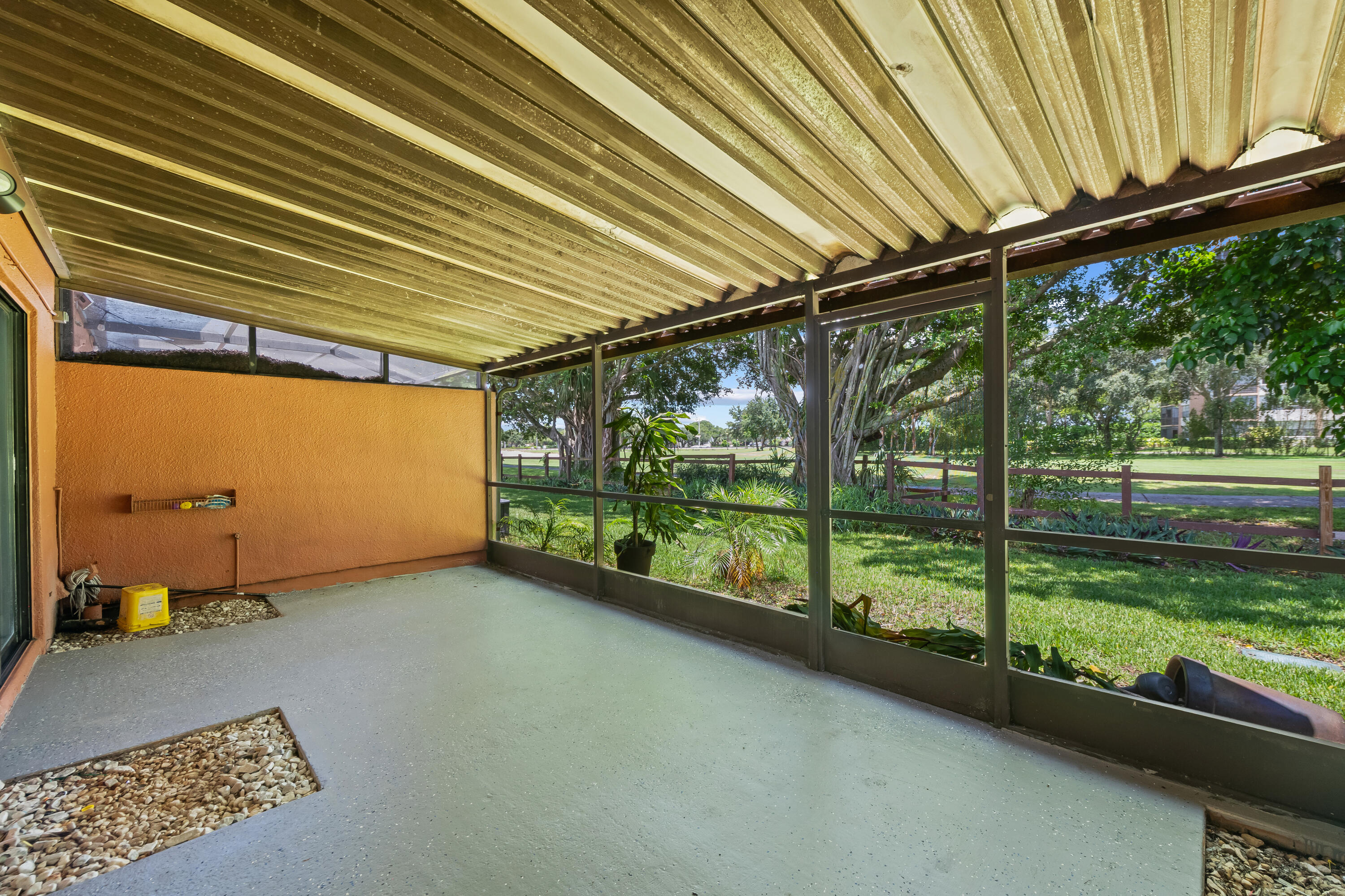 EVERGLADES SUGAR & LAND CO - Residential