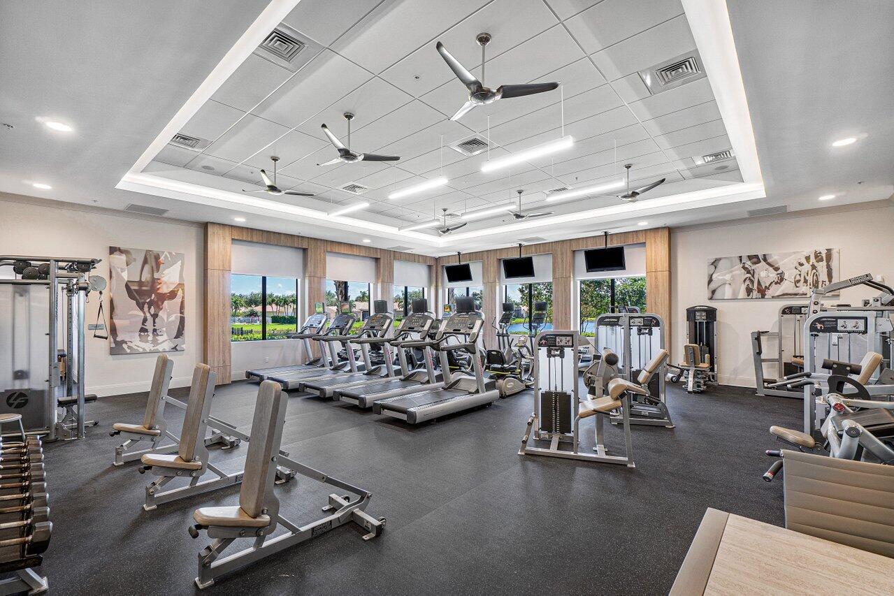 VALENCIA POINTE 1 - Residential