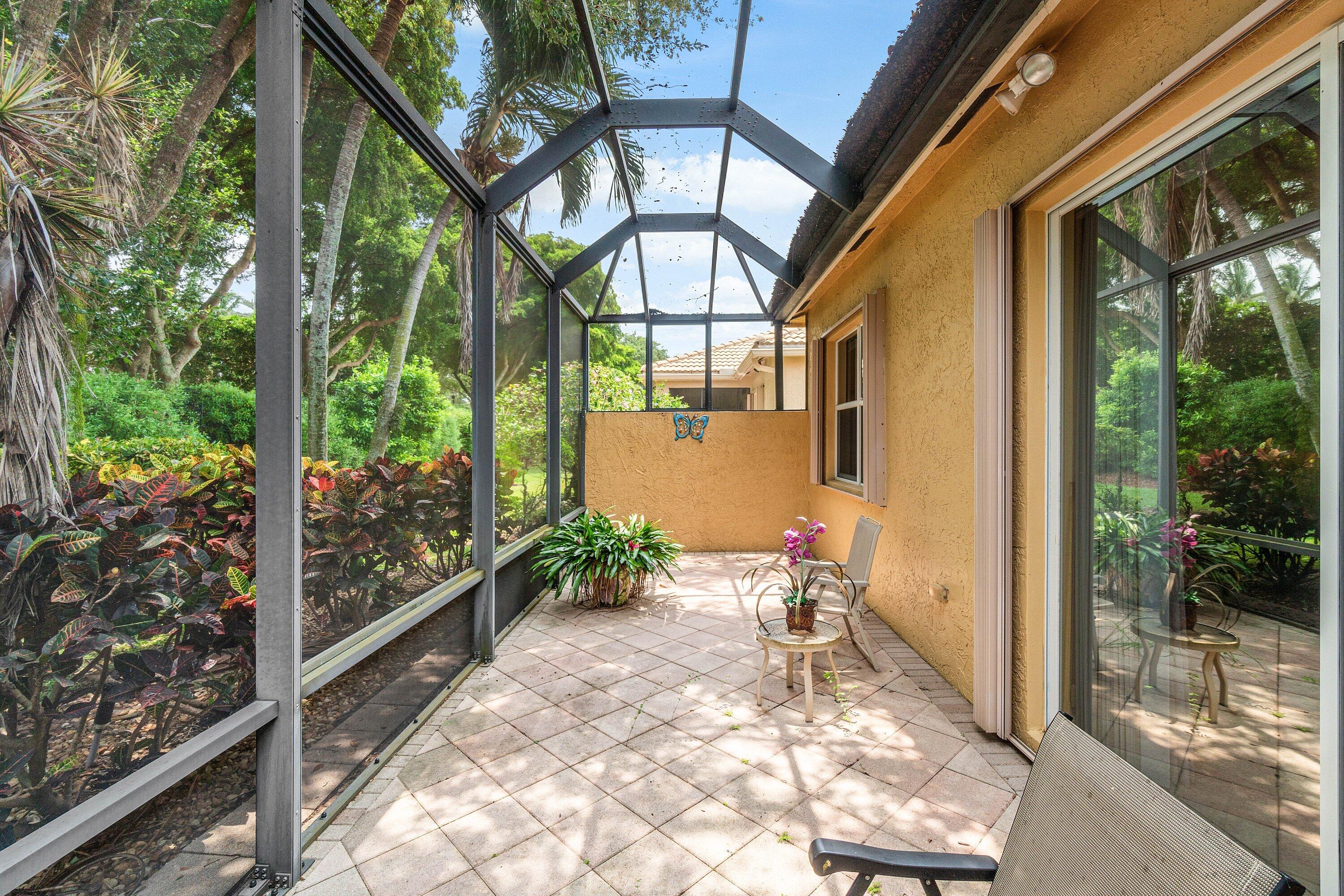 VALENCIA POINTE 1 - Residential