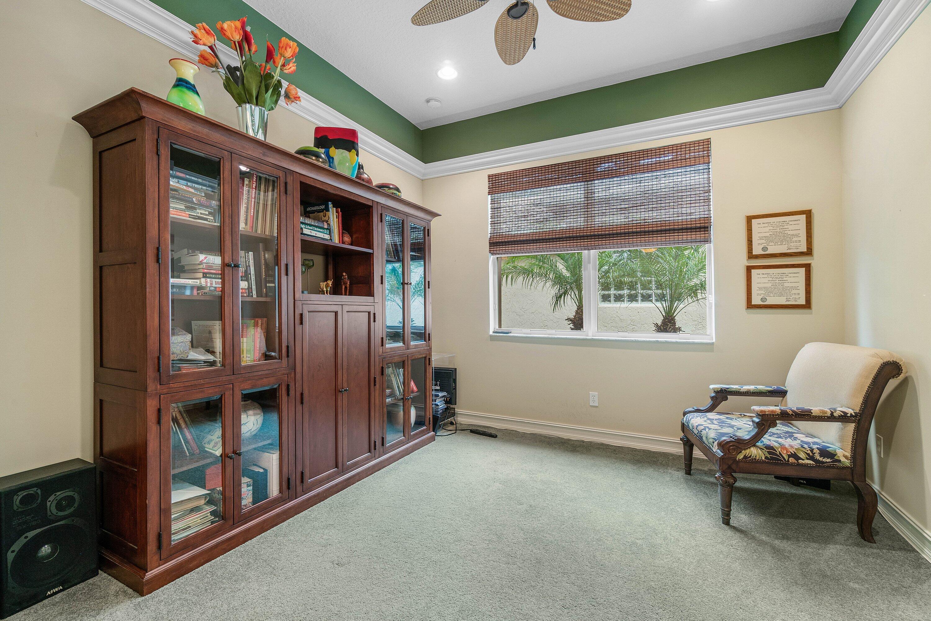 VALENCIA POINTE 1 - Residential