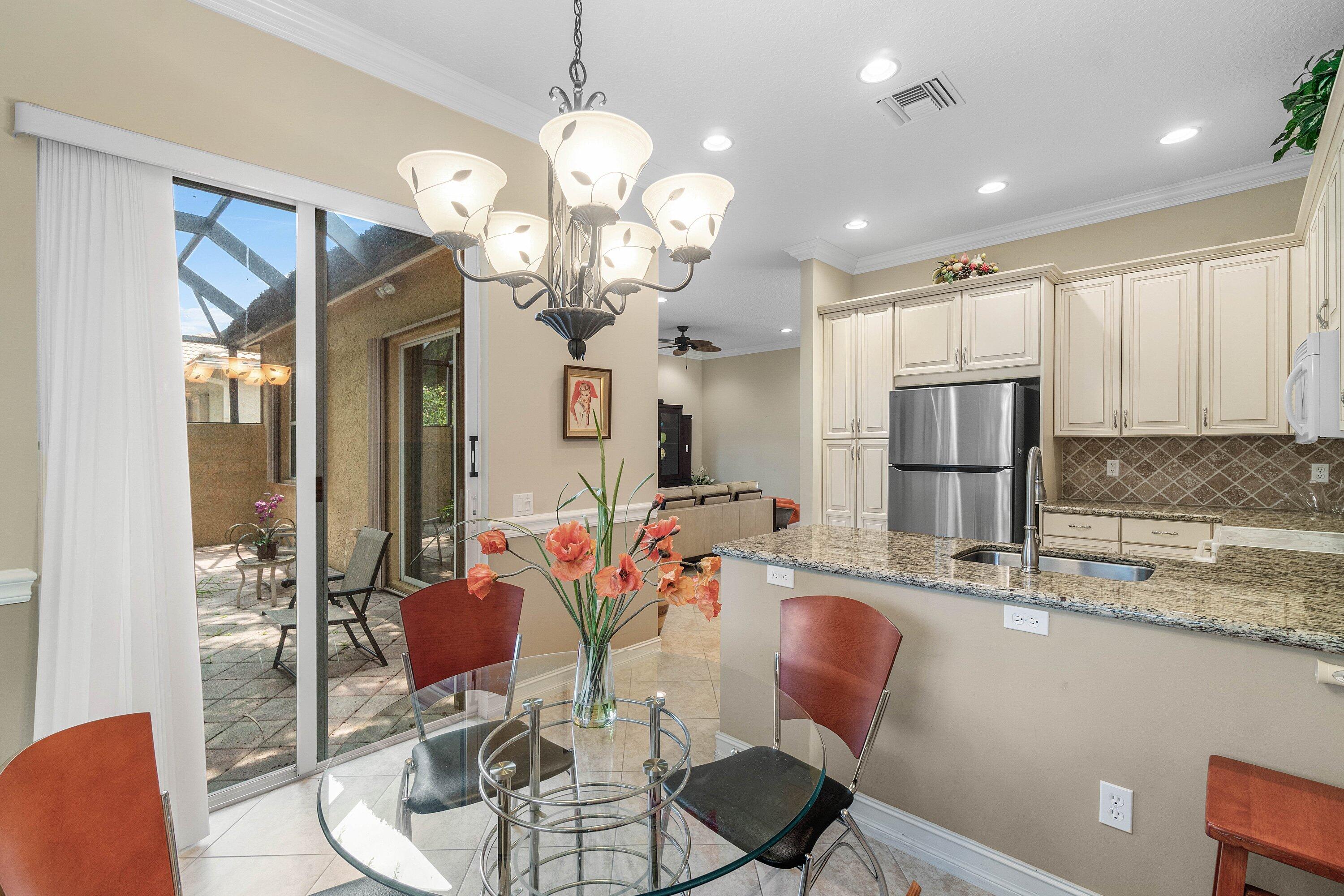 VALENCIA POINTE 1 - Residential