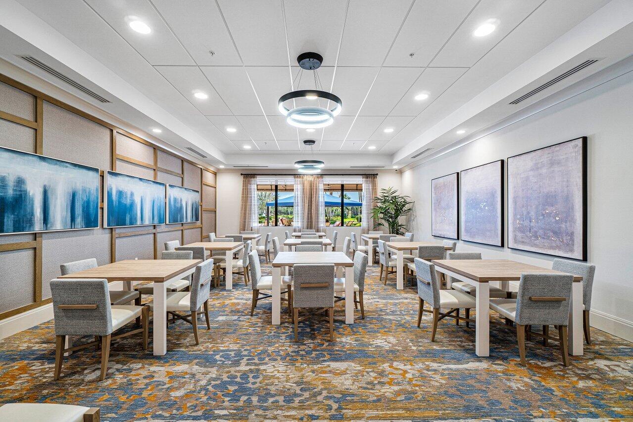 VALENCIA POINTE 1 - Residential