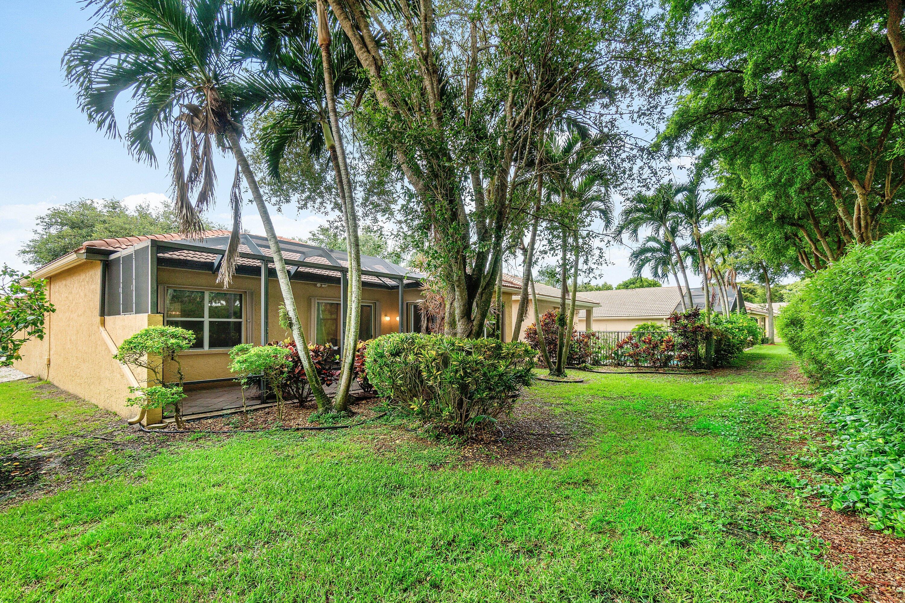 VALENCIA POINTE 1 - Residential