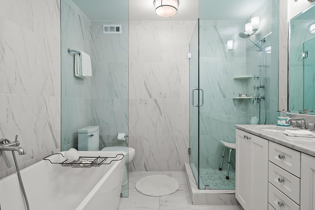 FOUR HUNDRED SO OCEAN BLVD CONDO - Residential