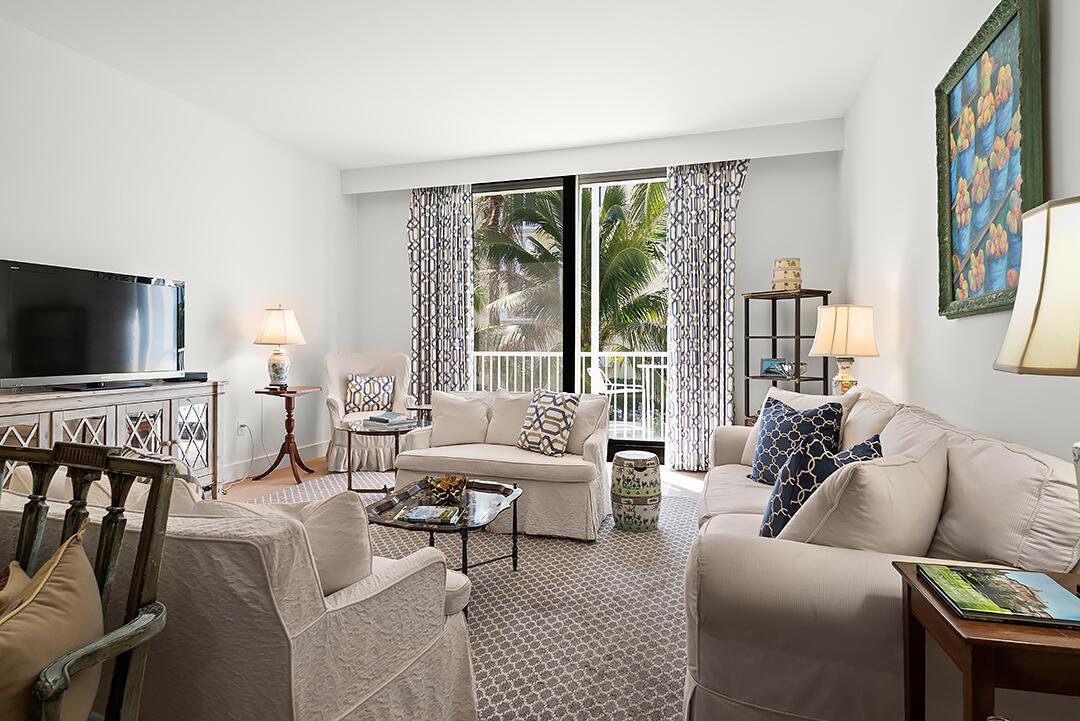 FOUR HUNDRED SO OCEAN BLVD CONDO - Residential