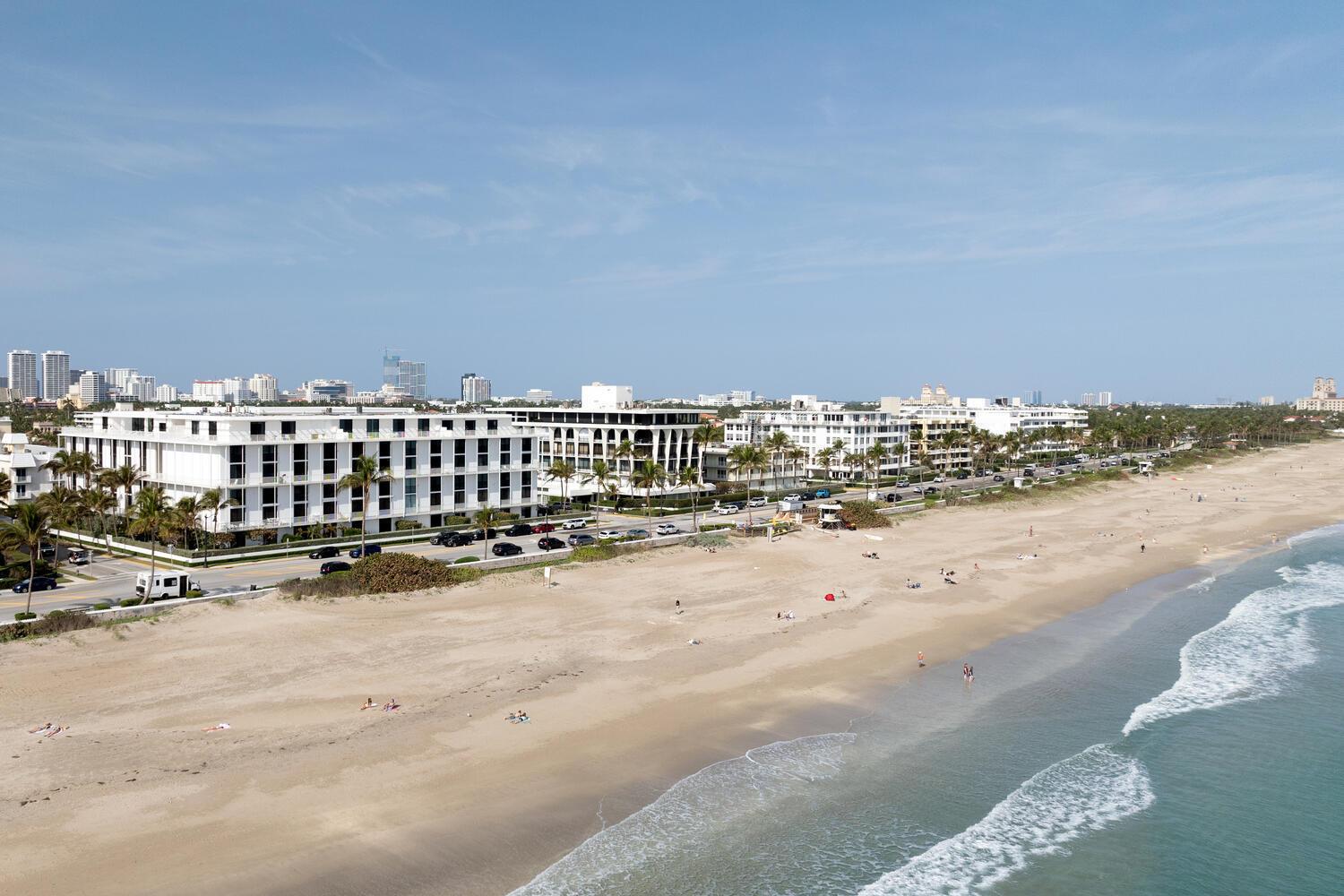 FOUR HUNDRED SO OCEAN BLVD CONDO - Residential