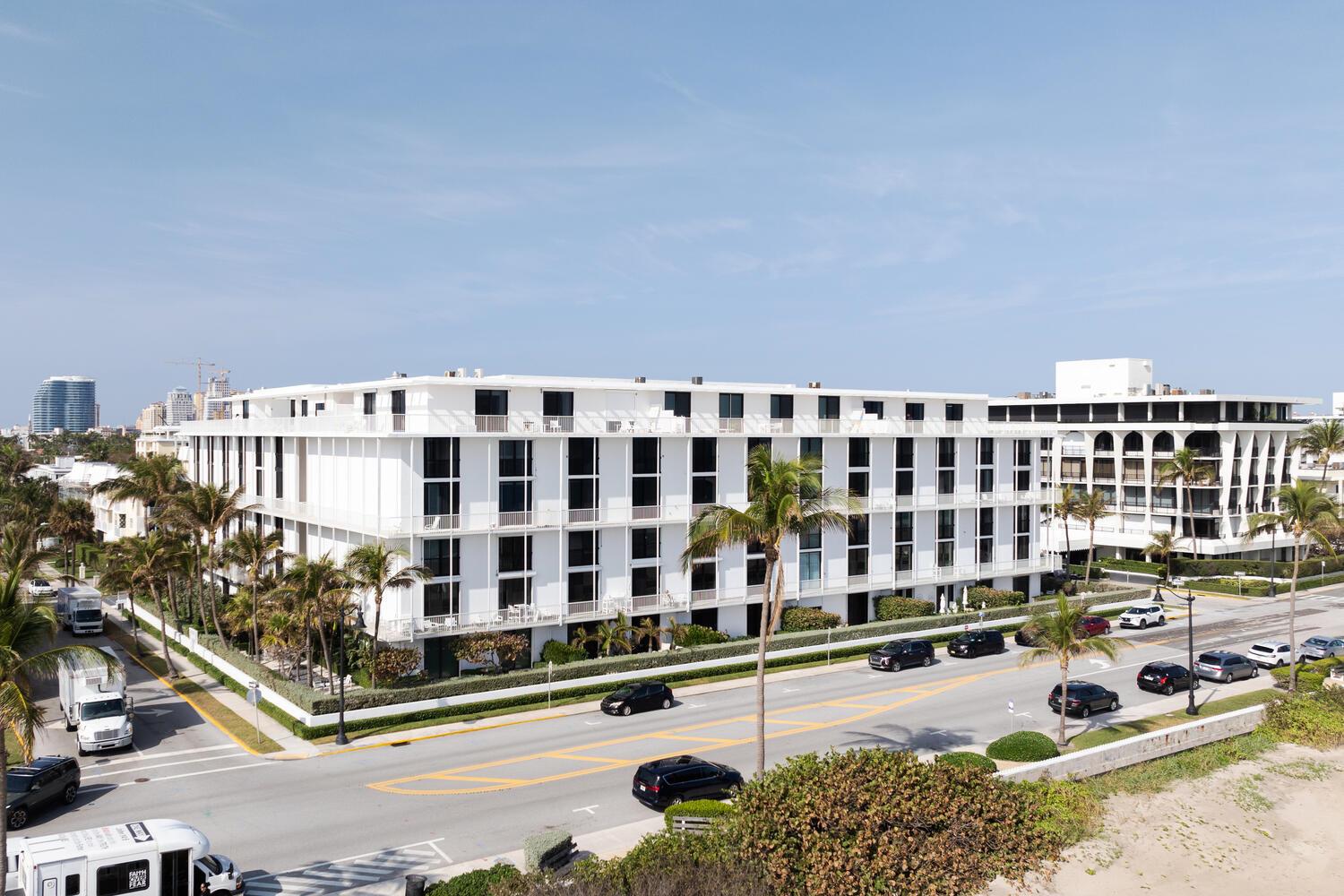 FOUR HUNDRED SO OCEAN BLVD CONDO - Residential
