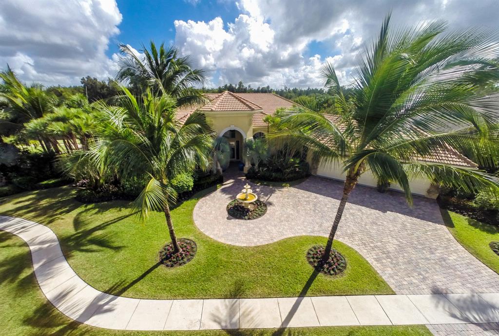 EQUESTRIAN CLUB ESTATES 1 - Residential