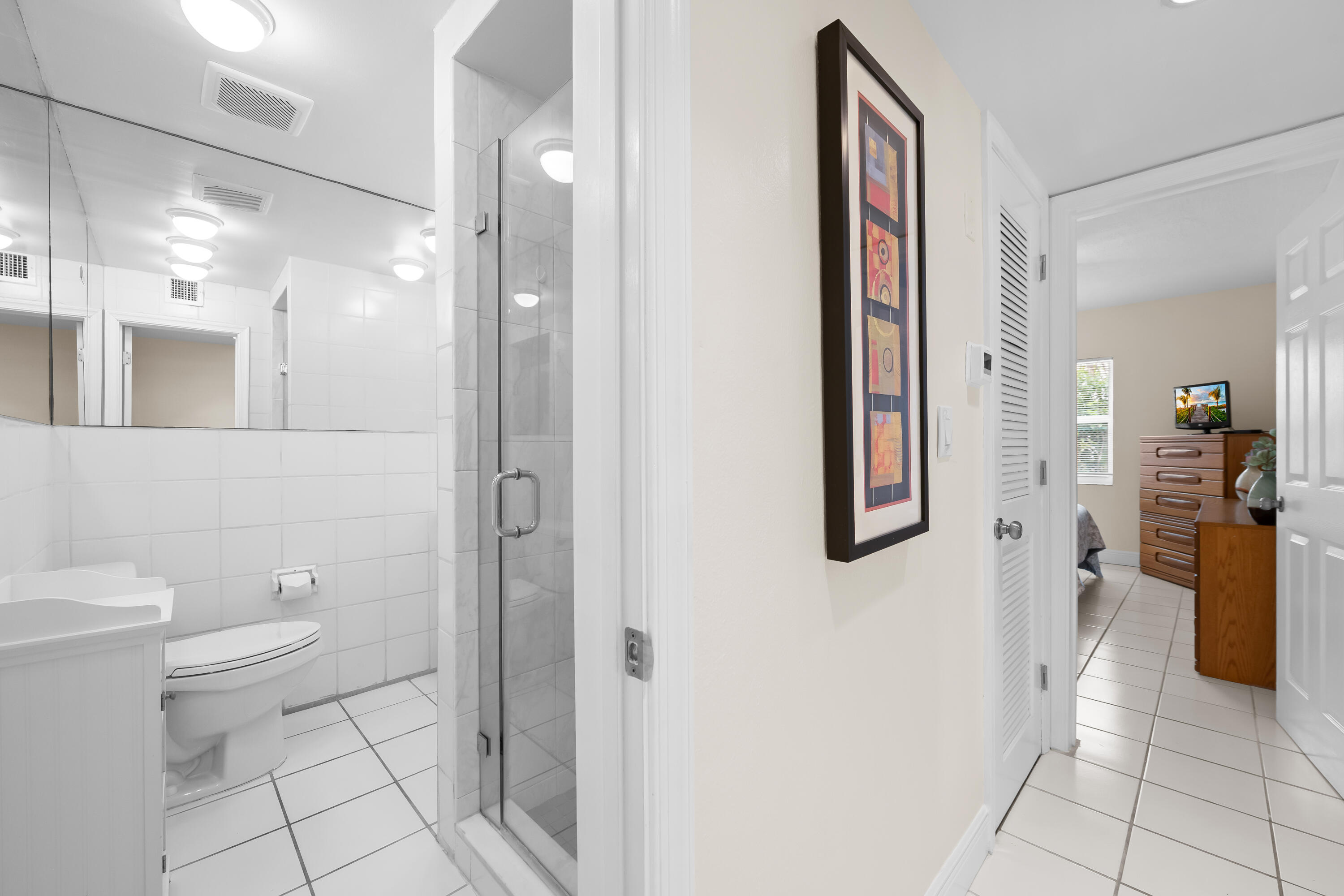 HOLIDAY ISLE YACHT CLUB CONDO - Residential Lease