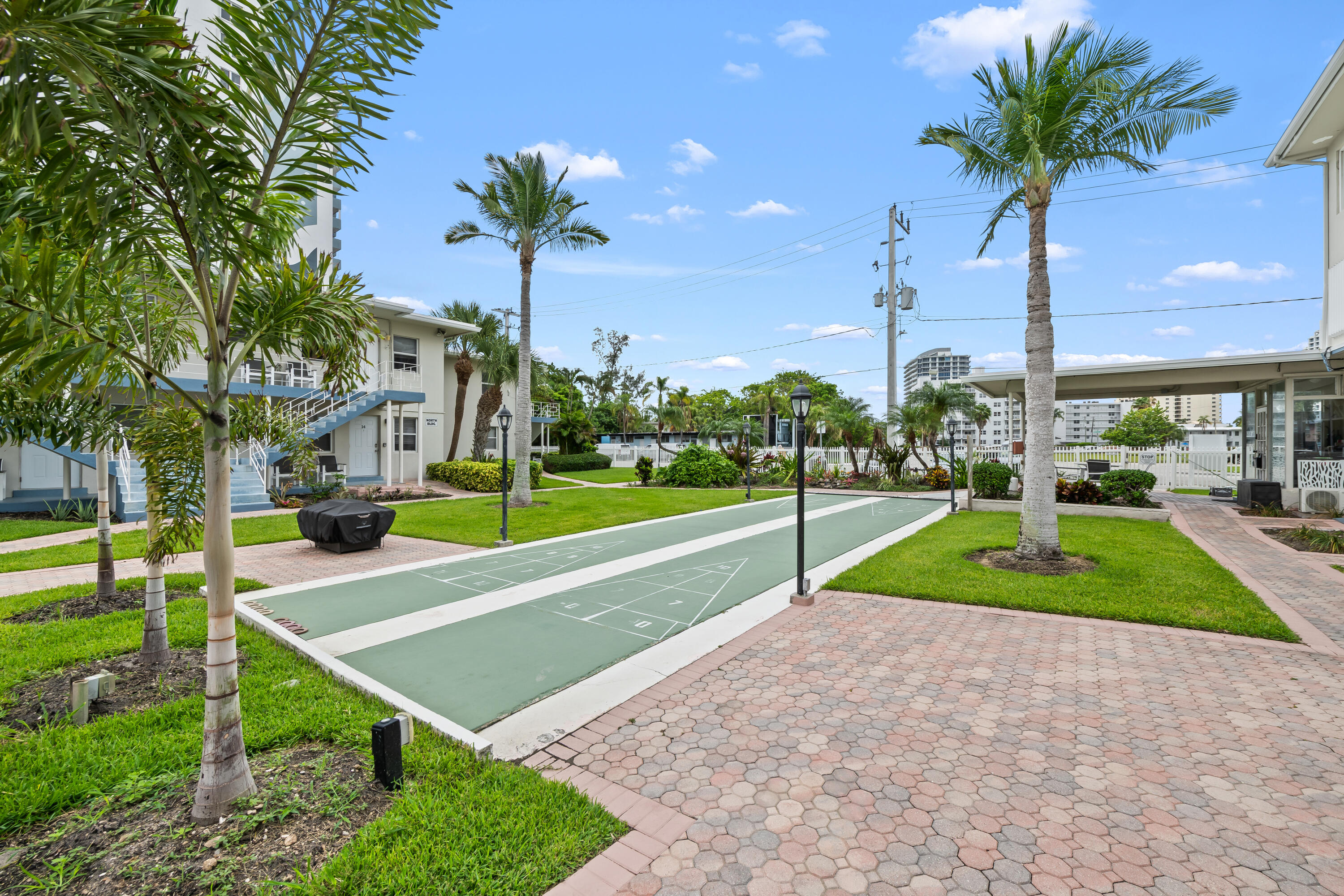 HOLIDAY ISLE YACHT CLUB CONDO - Residential Lease
