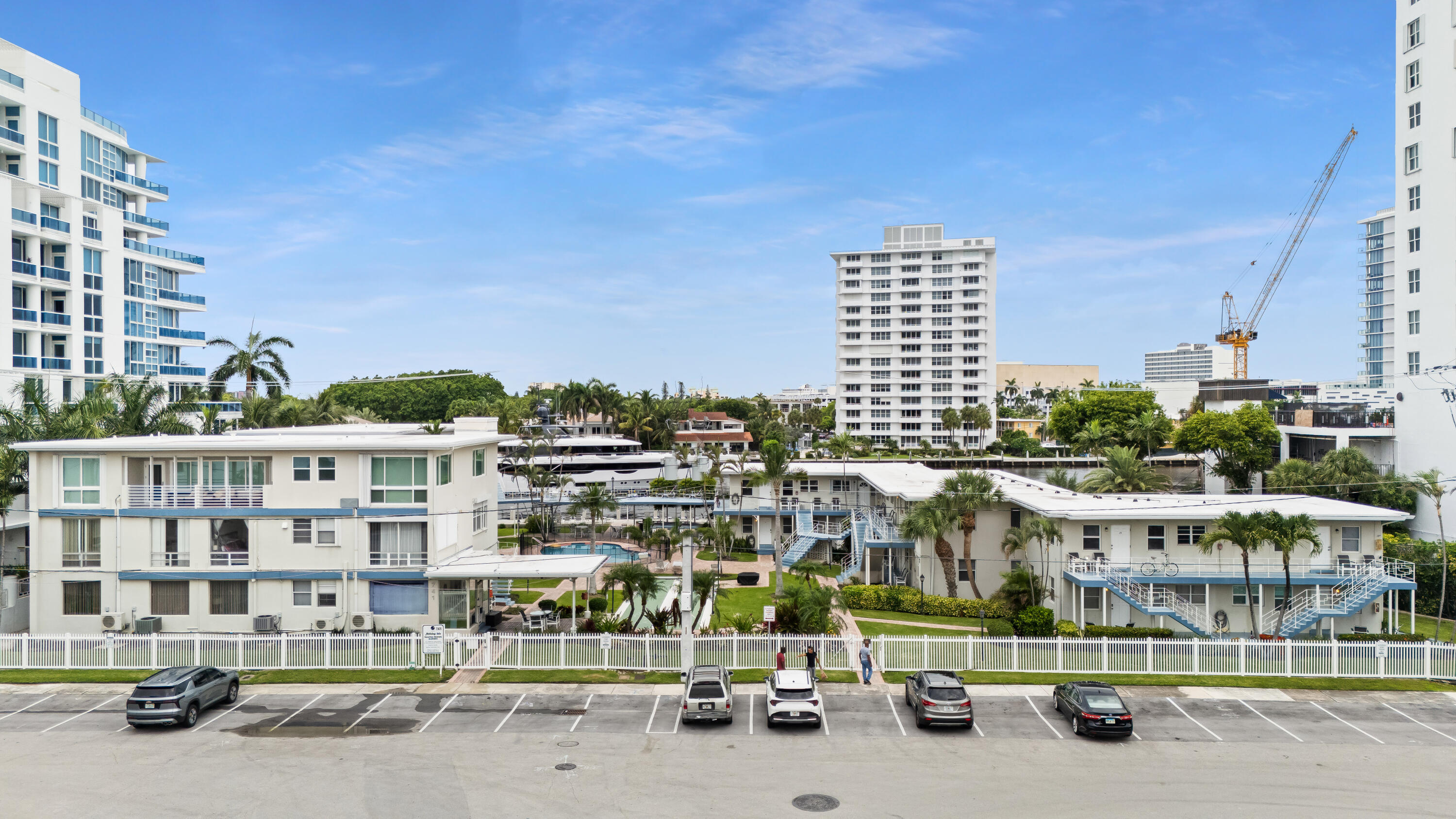 HOLIDAY ISLE YACHT CLUB CONDO - Residential Lease