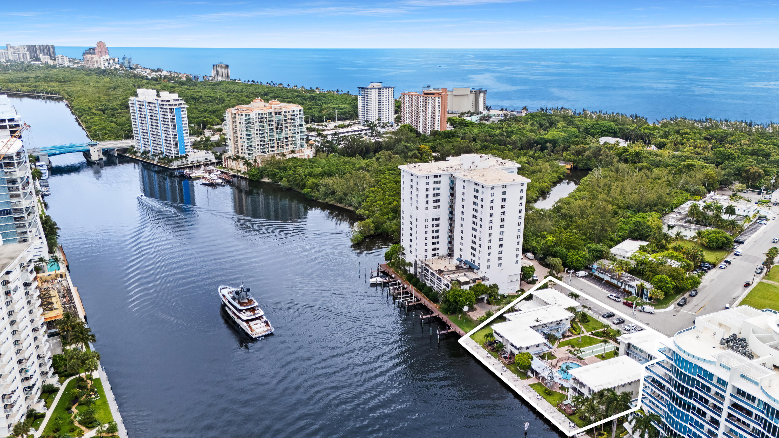 HOLIDAY ISLE YACHT CLUB CONDO - Residential Lease