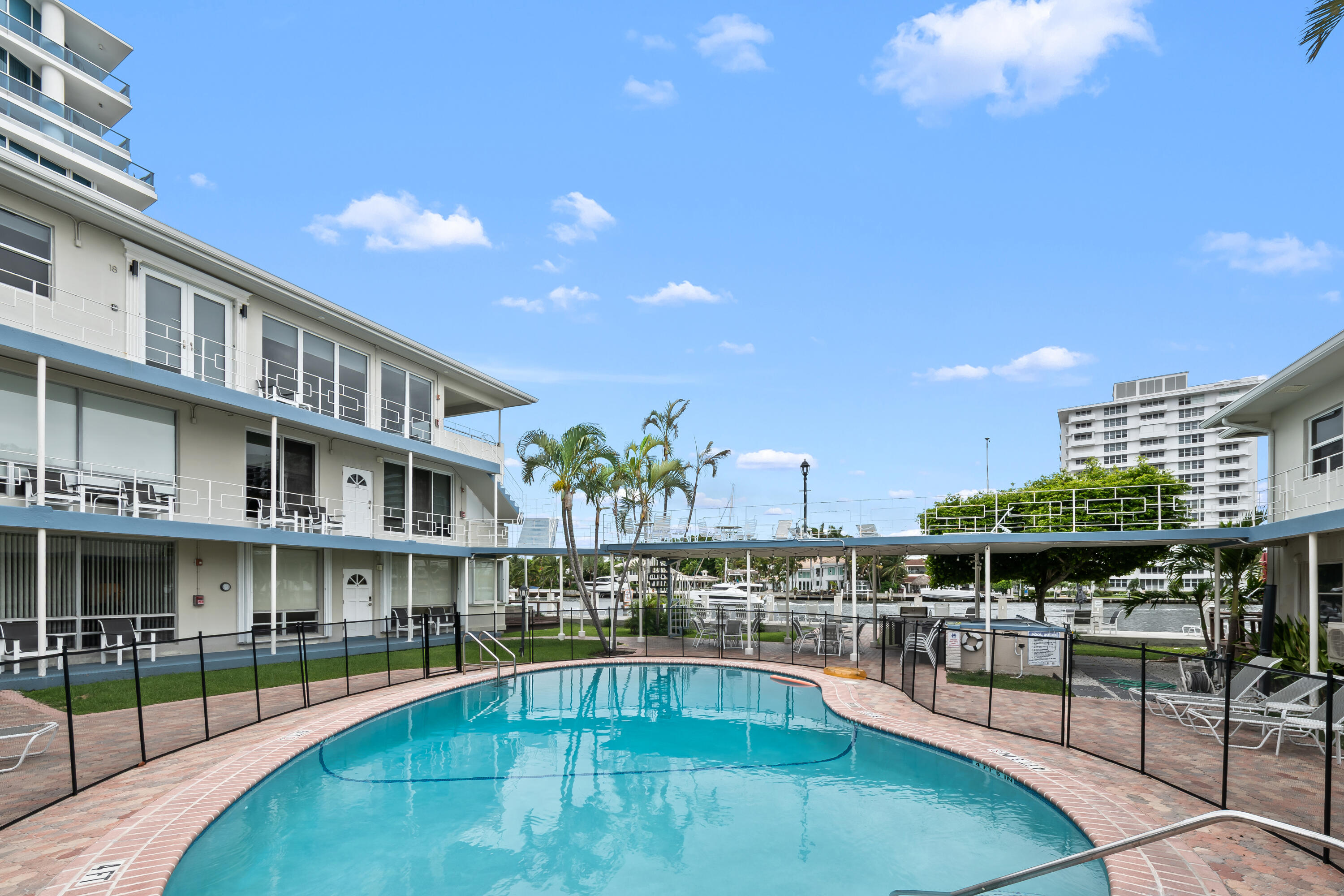 HOLIDAY ISLE YACHT CLUB CONDO - Residential Lease