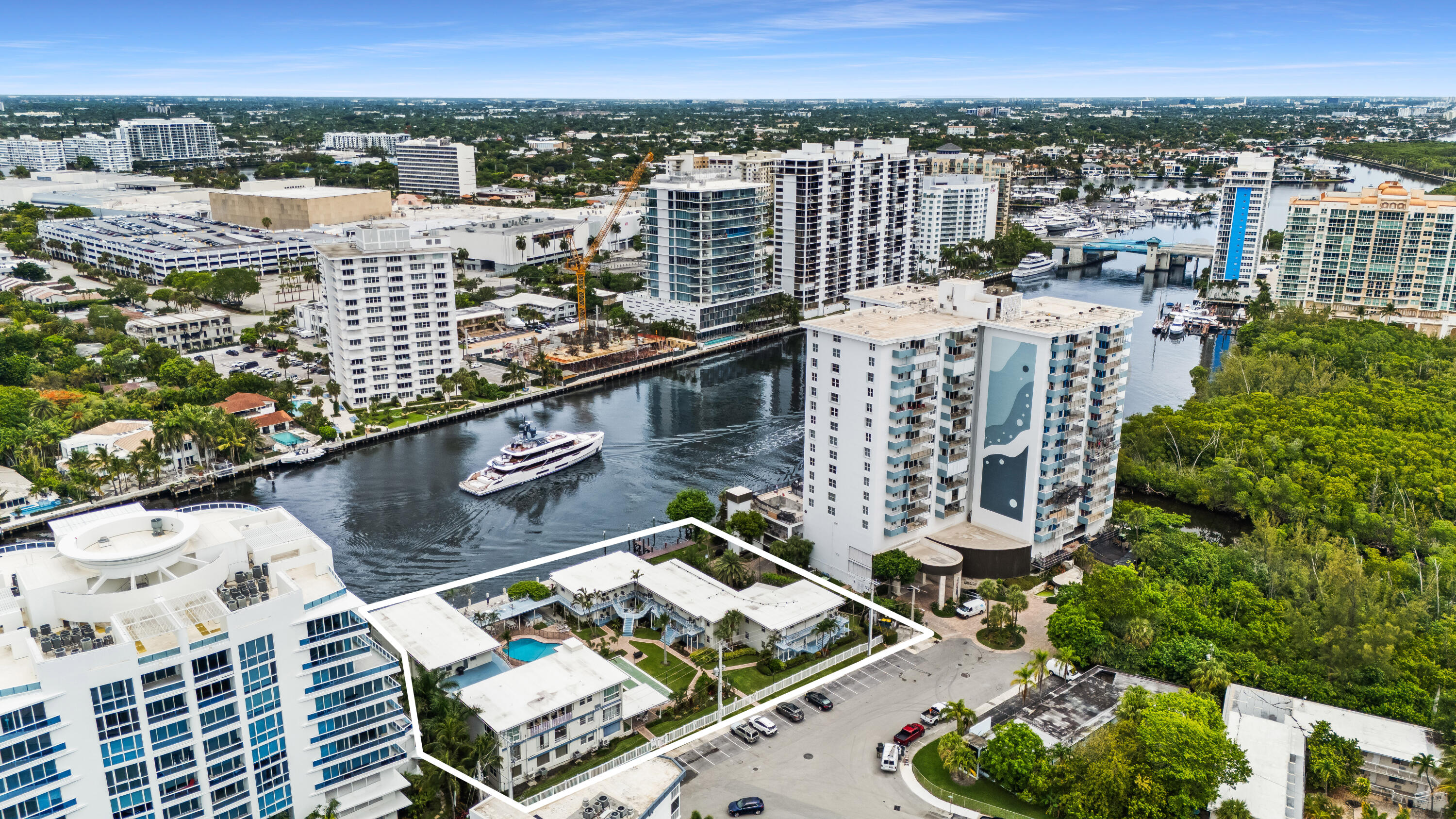 HOLIDAY ISLE YACHT CLUB CONDO - Residential Lease