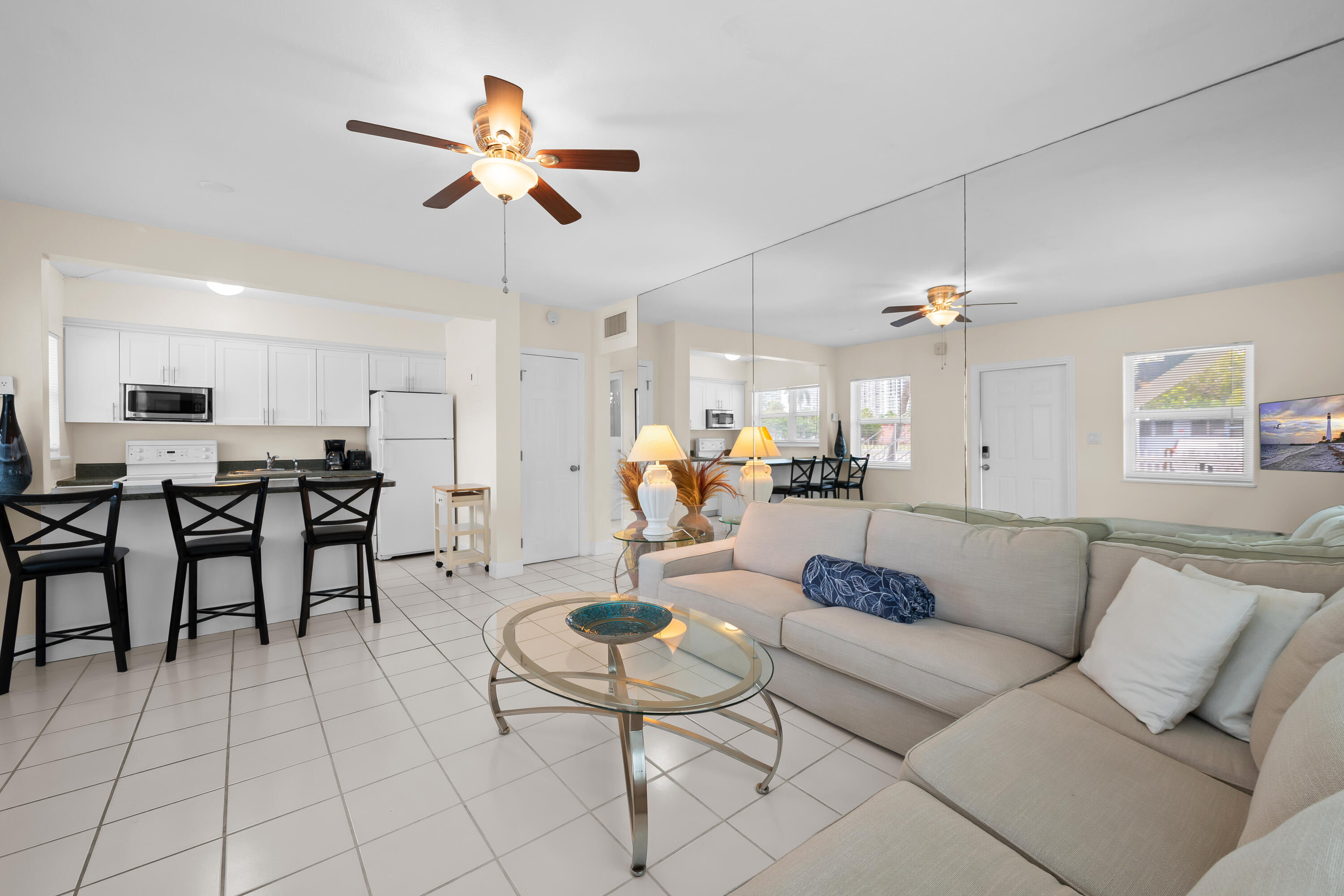 HOLIDAY ISLE YACHT CLUB CONDO - Residential Lease