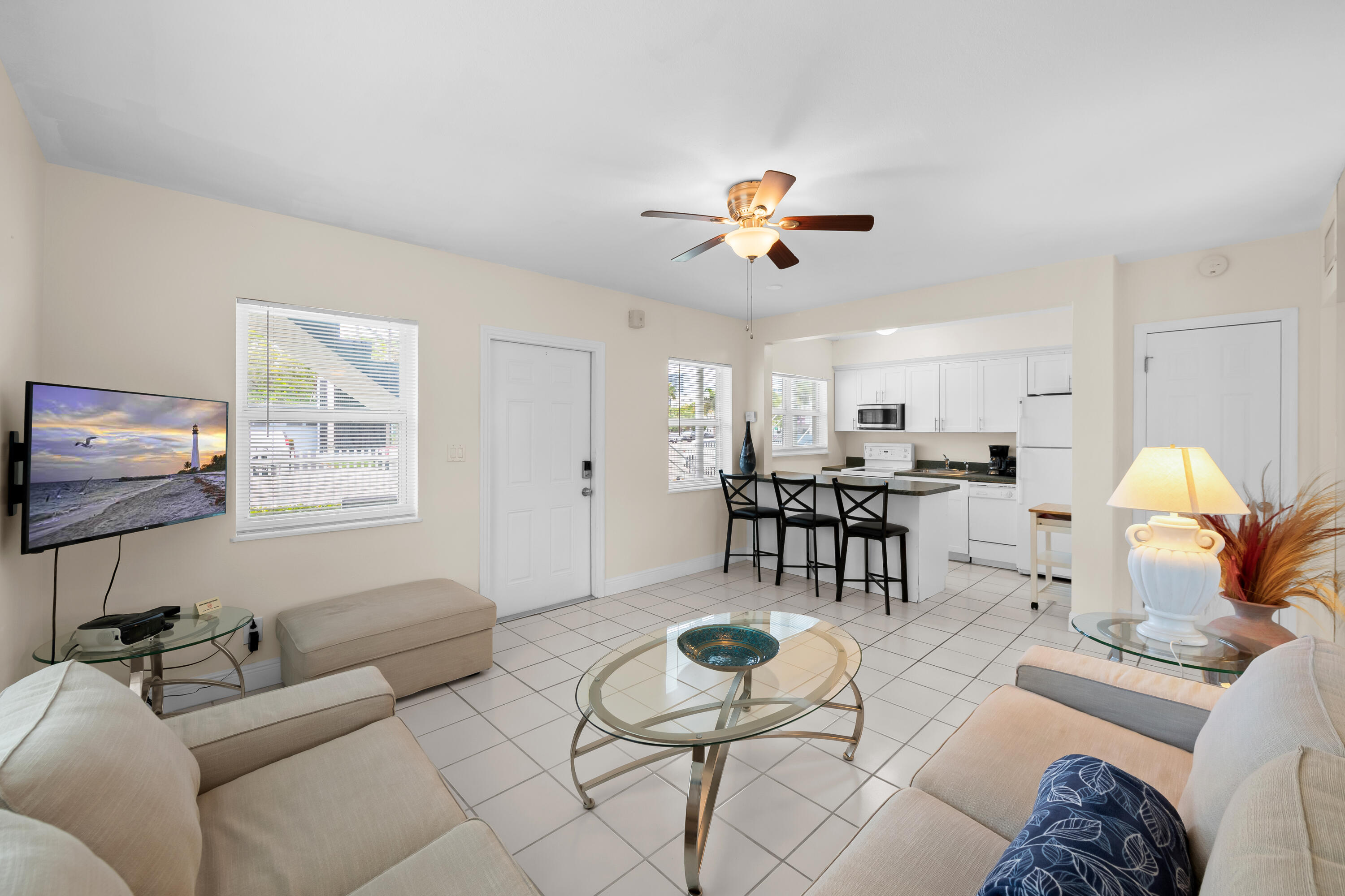 HOLIDAY ISLE YACHT CLUB CONDO - Residential Lease