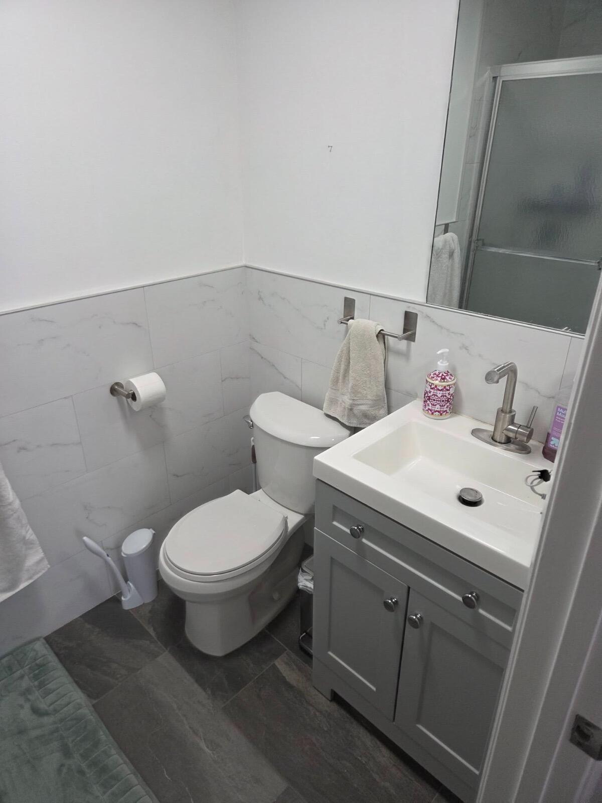 COURTYARDS AT DAVIE CONDO - Residential Lease