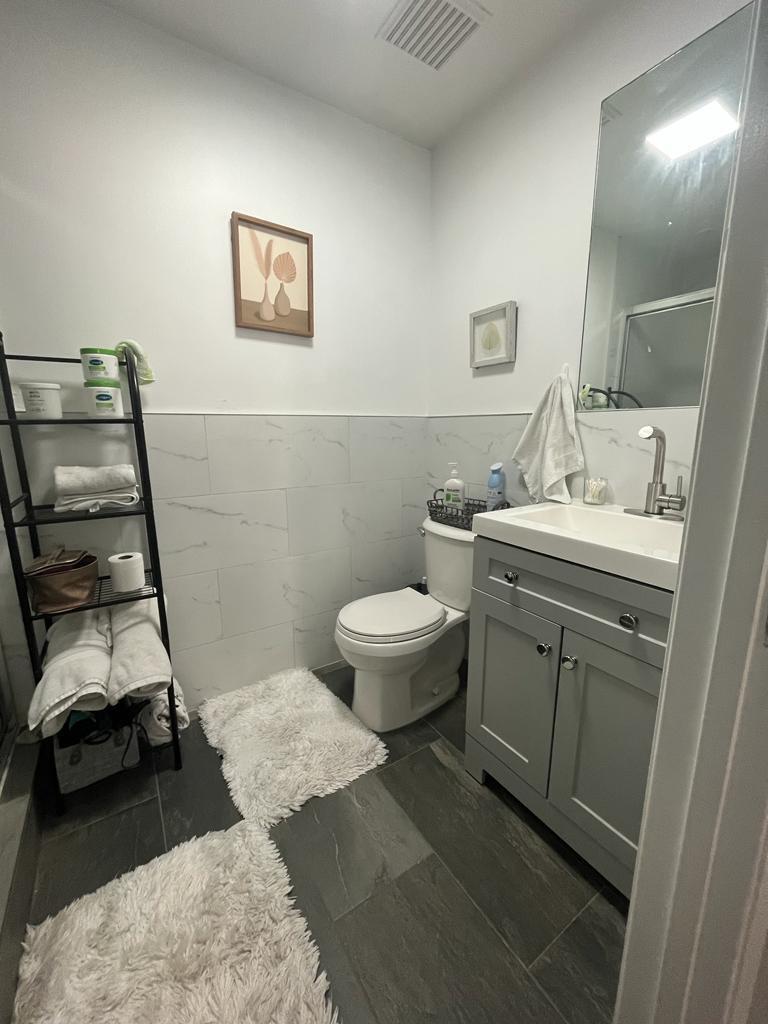 COURTYARDS AT DAVIE CONDO - Residential Lease