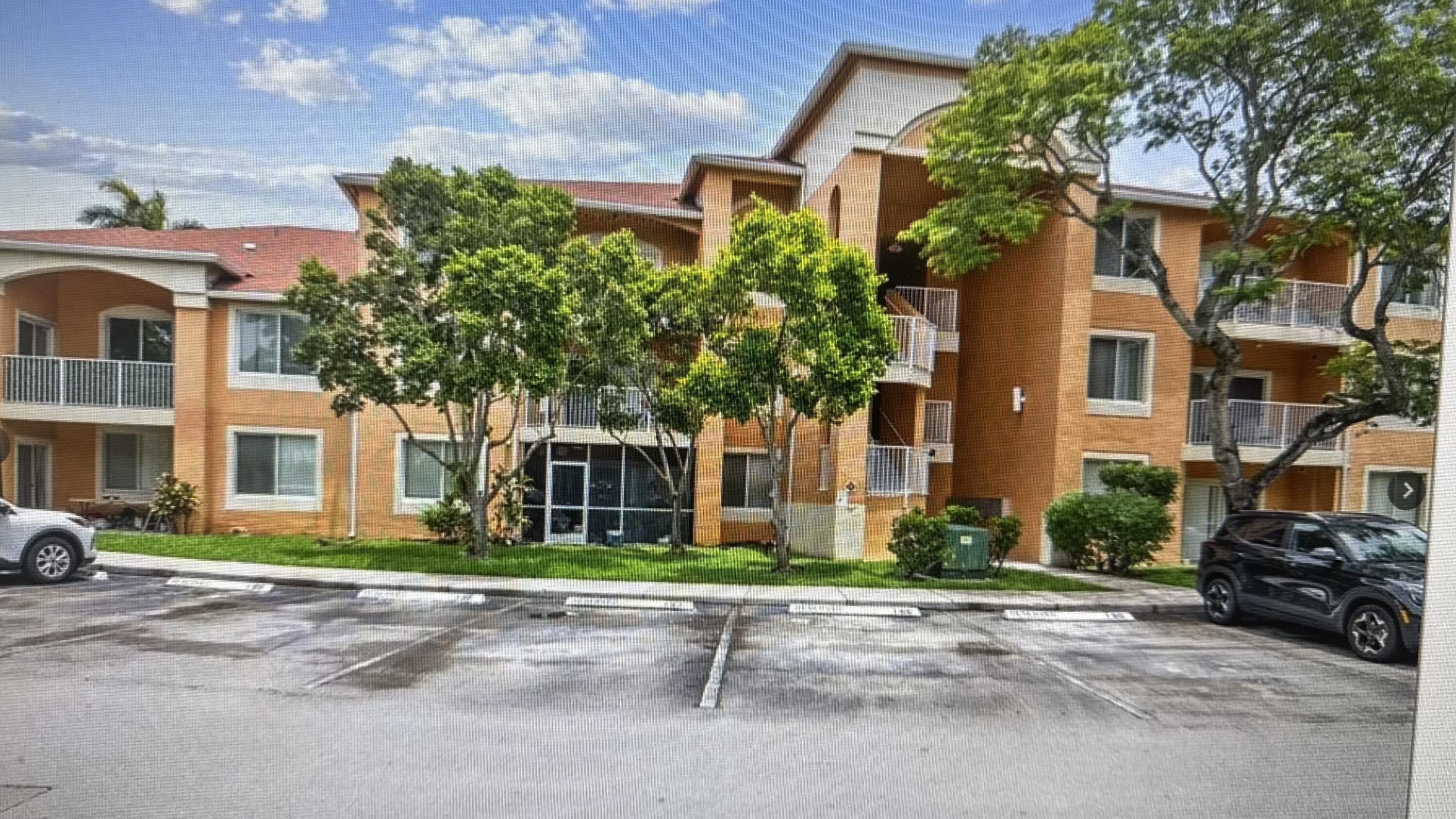 COURTYARDS AT DAVIE CONDO - Residential Lease