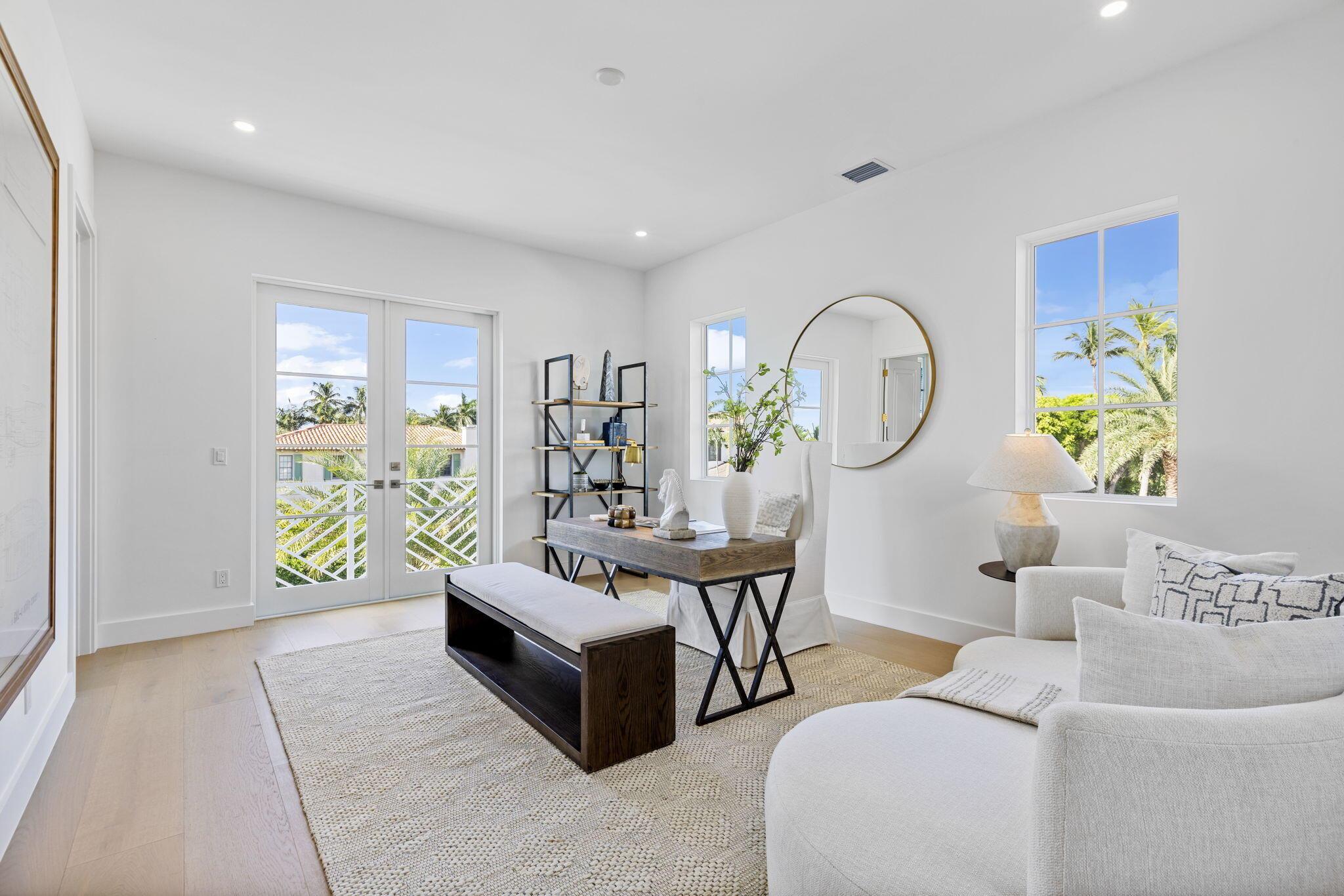 LAKEWOOD - Residential