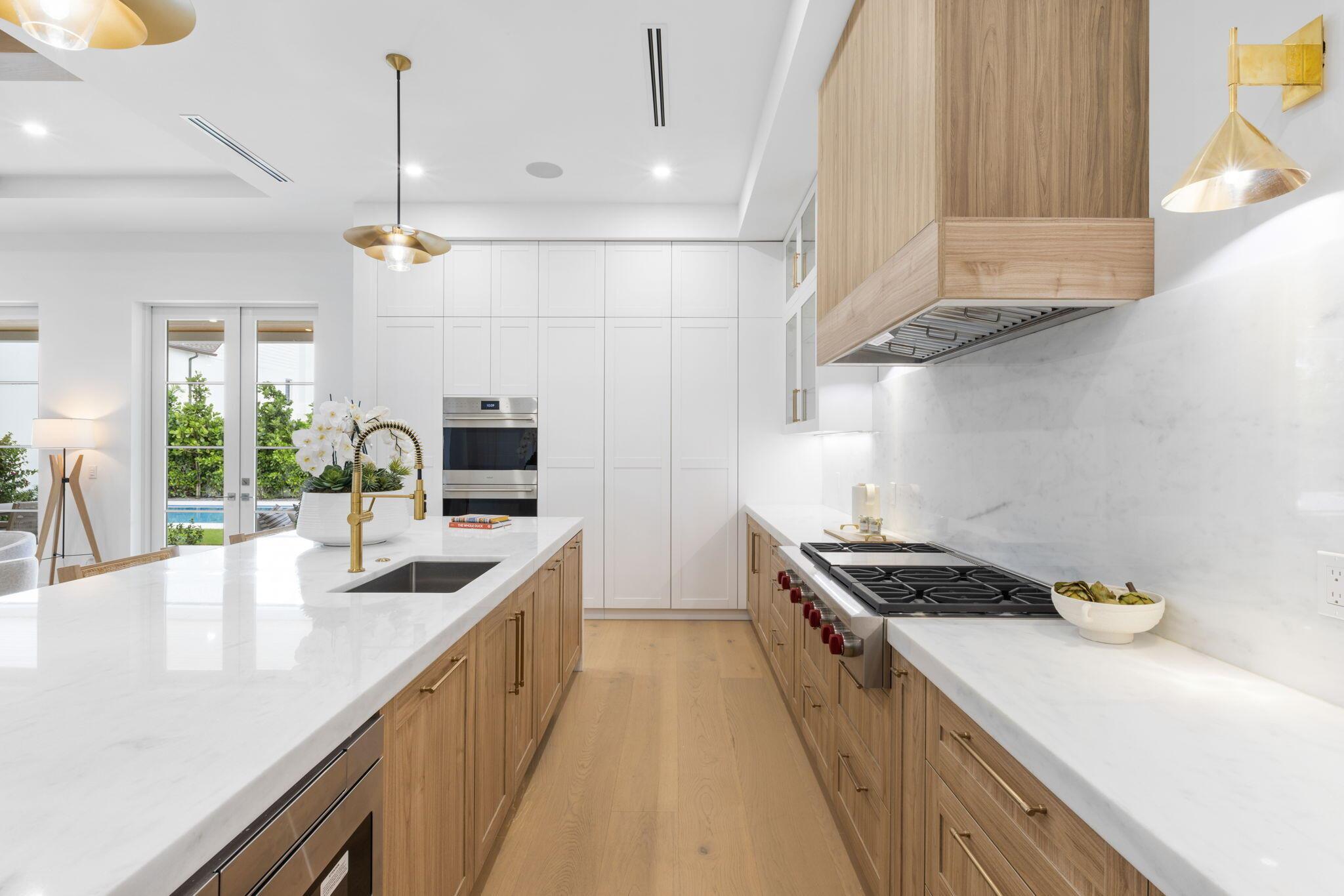 LAKEWOOD - Residential