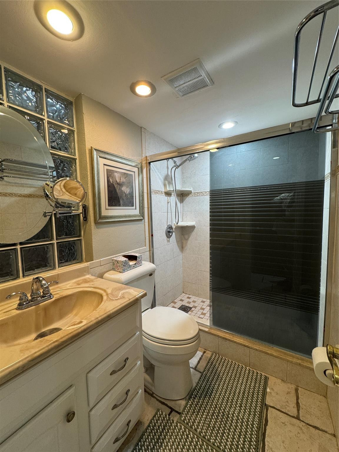 Harbor Haven Condo - Residential Lease