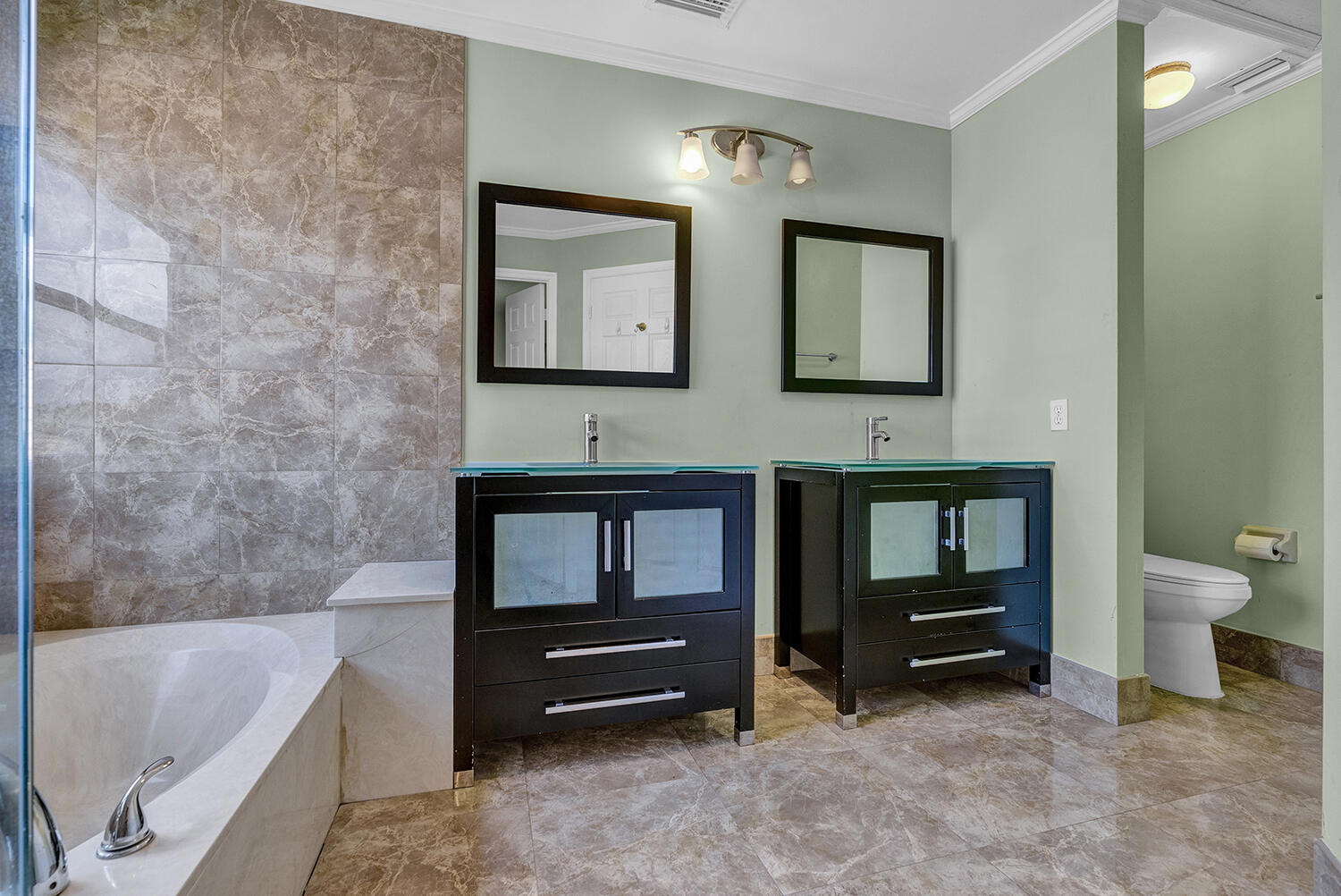 LA VIDA - Residential Lease