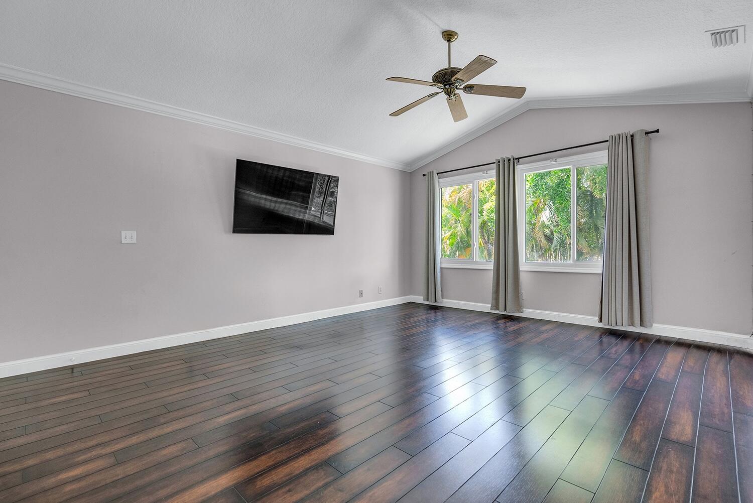 LA VIDA - Residential Lease