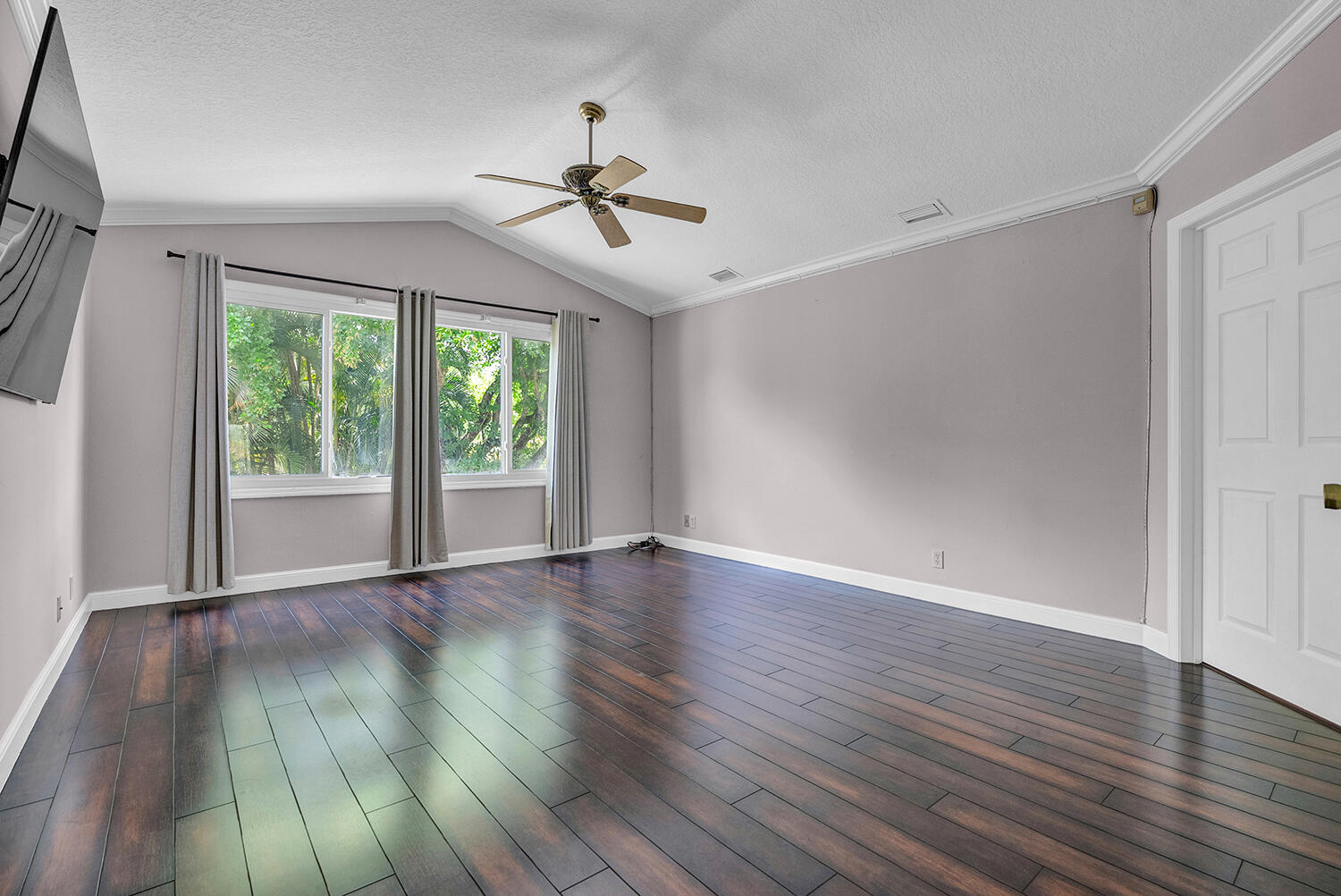 LA VIDA - Residential Lease