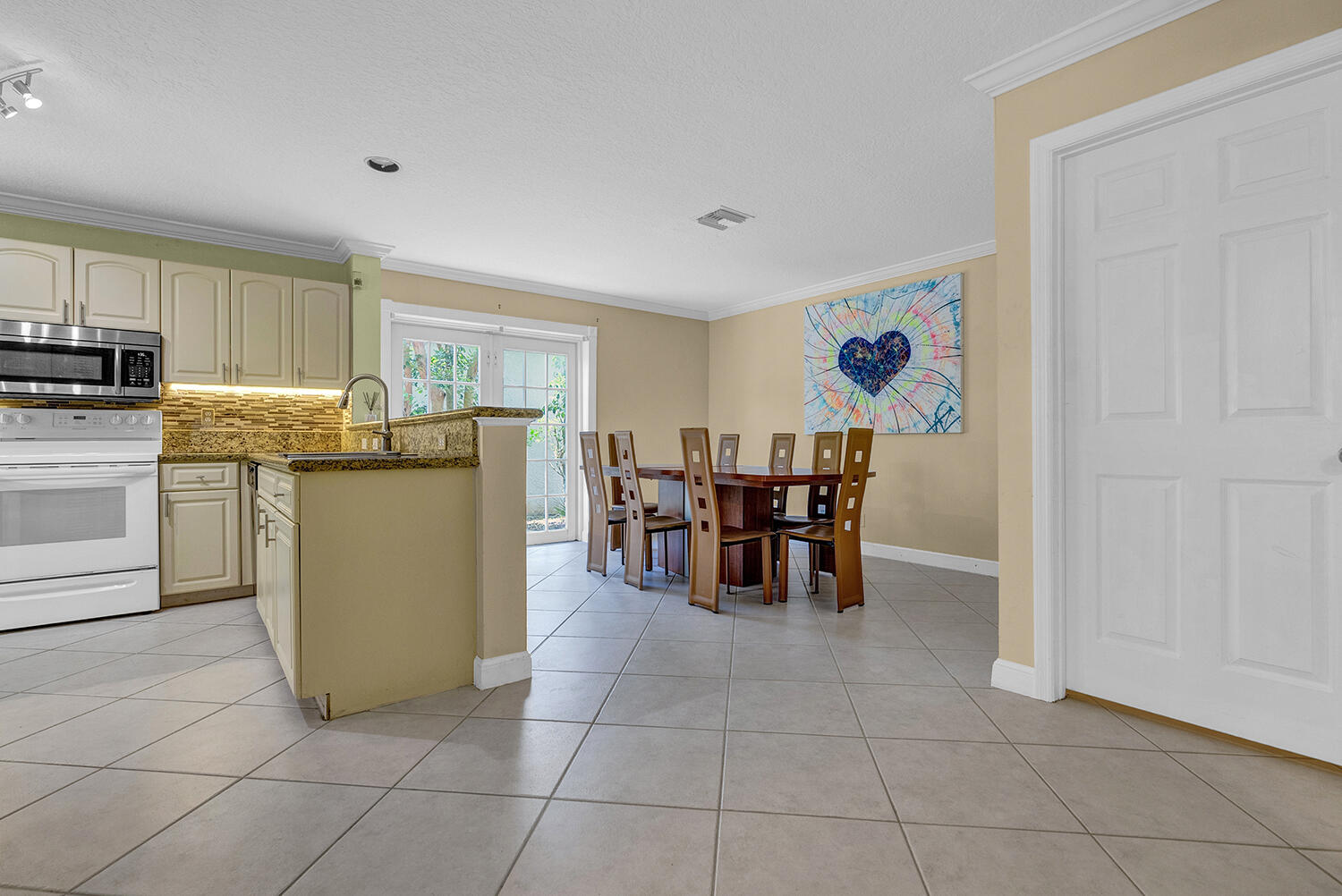 LA VIDA - Residential Lease
