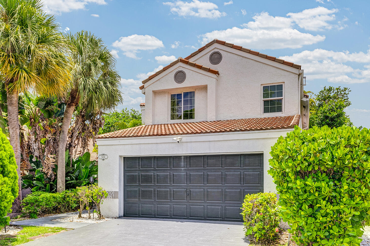 LA VIDA - Residential Lease