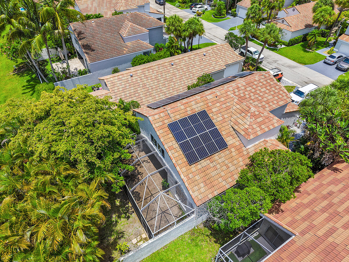 LA VIDA - Residential Lease