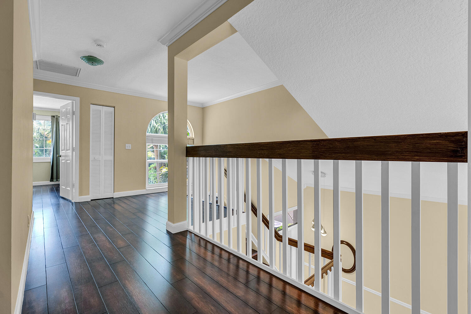 LA VIDA - Residential Lease